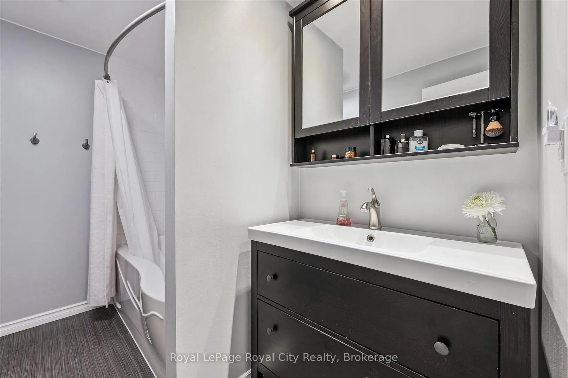 Photo 23 of Unit 39, 121 Bagot Street, Guelph, Junction/Onward Willow — HOMEH