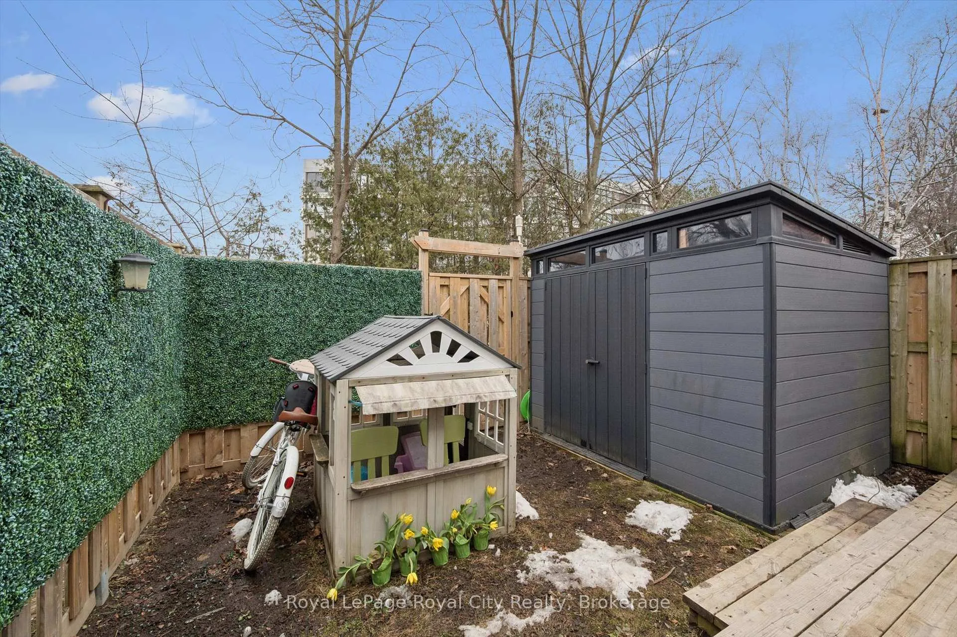 Photo 38 of Unit 39, 121 Bagot Street, Guelph, Junction/Onward Willow — HOMEH
