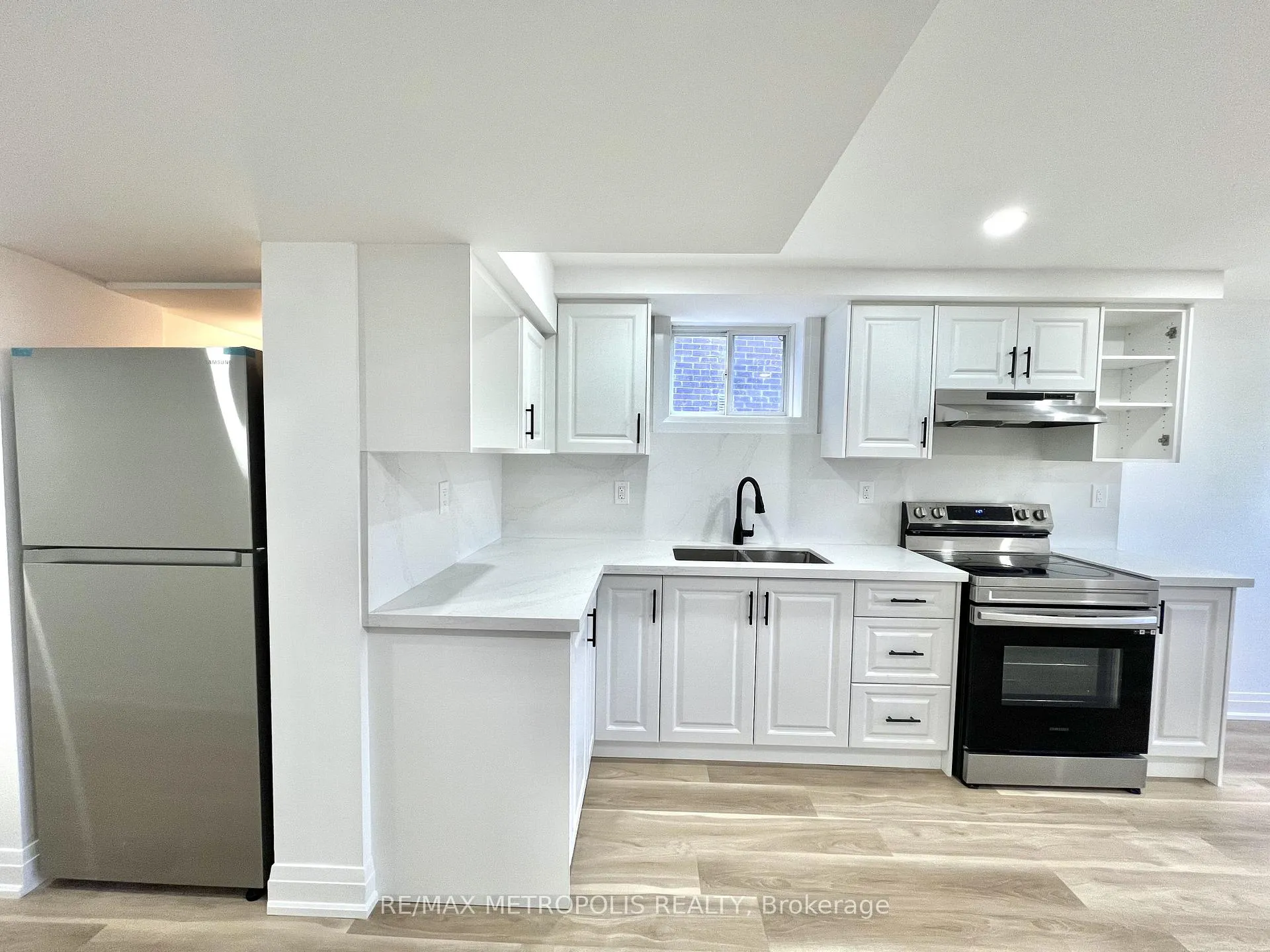 Photo 4 of Unit Basement, 3271A Turnstone Boulevard, Pickering, Rural Pickering — HOMEH