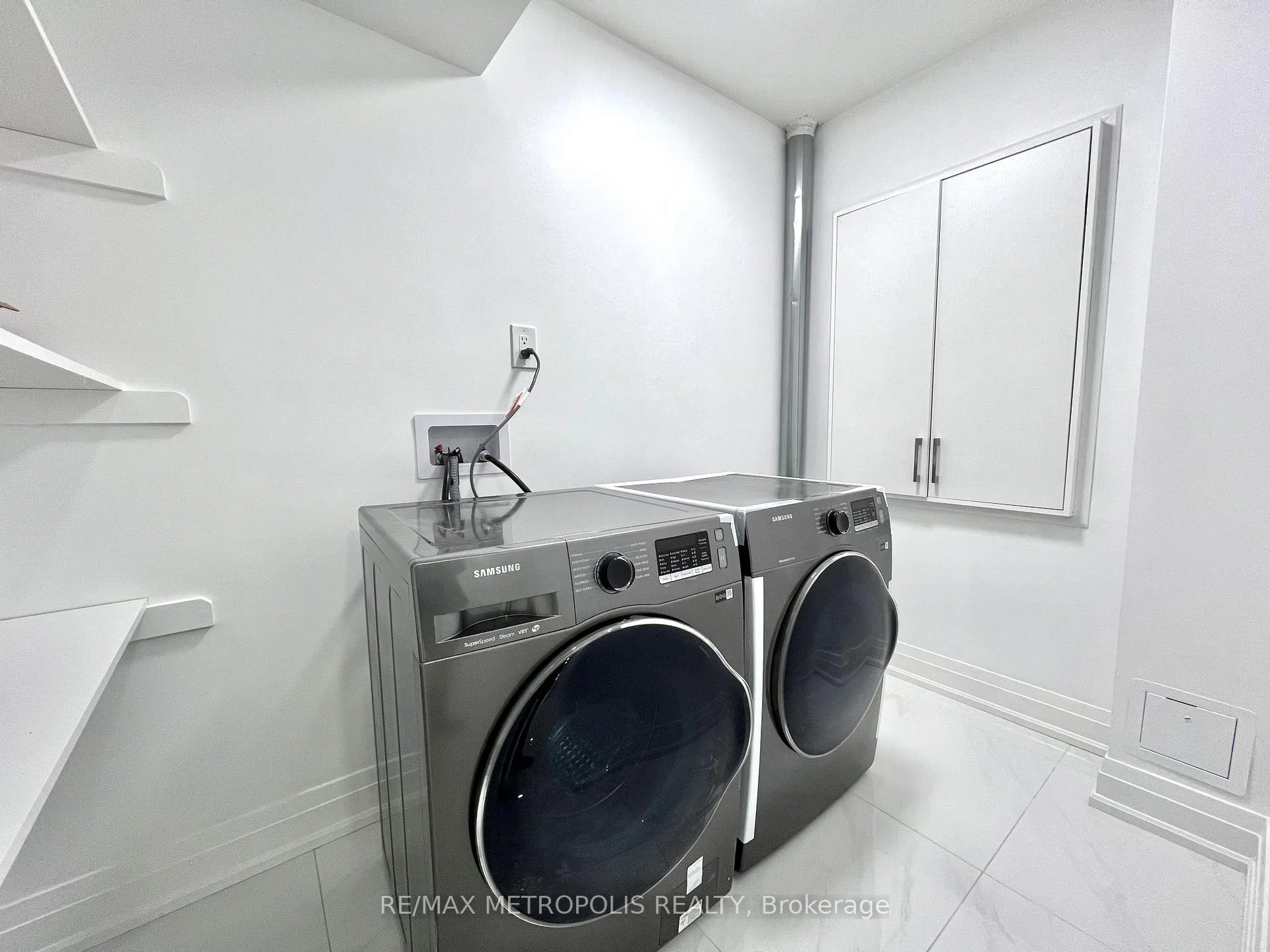 Photo 8 of Unit Basement, 3271A Turnstone Boulevard, Pickering, Rural Pickering — HOMEH