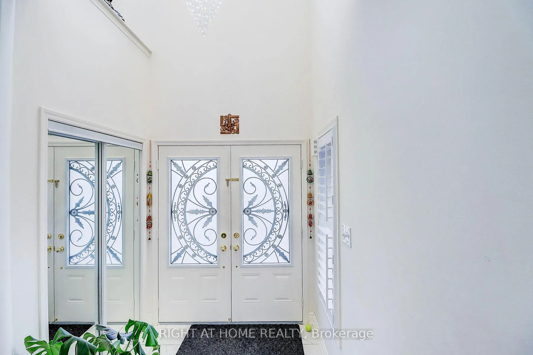 Photo 3 of Unit Main, 58 Barnfield Crescent, Ajax, Northeast Ajax — HOMEH