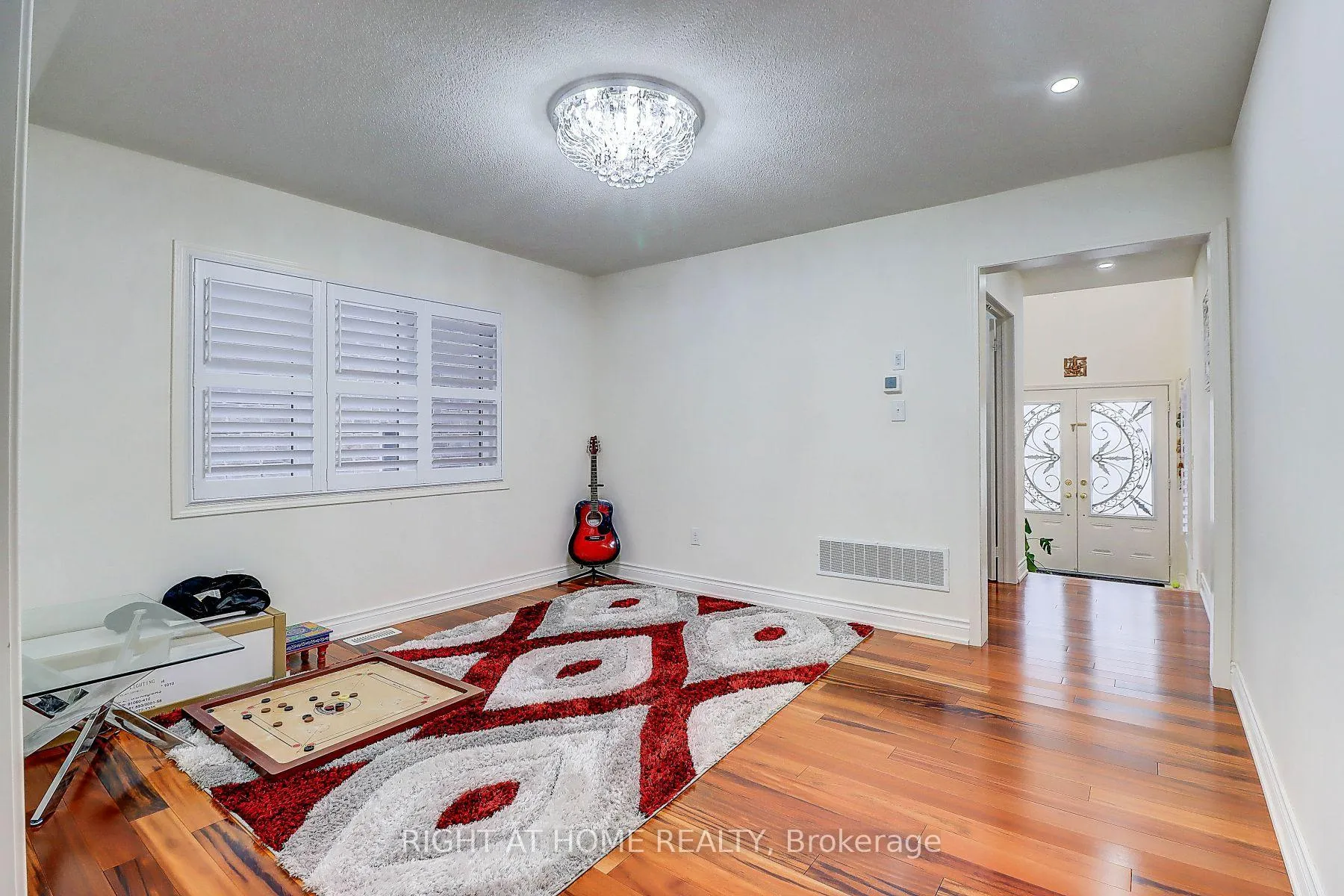 Photo 6 of Unit Main, 58 Barnfield Crescent, Ajax, Northeast Ajax — HOMEH