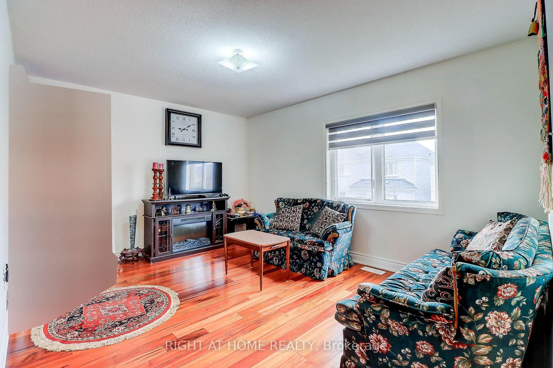 Photo 17 of Unit Main, 58 Barnfield Crescent, Ajax, Northeast Ajax — HOMEH