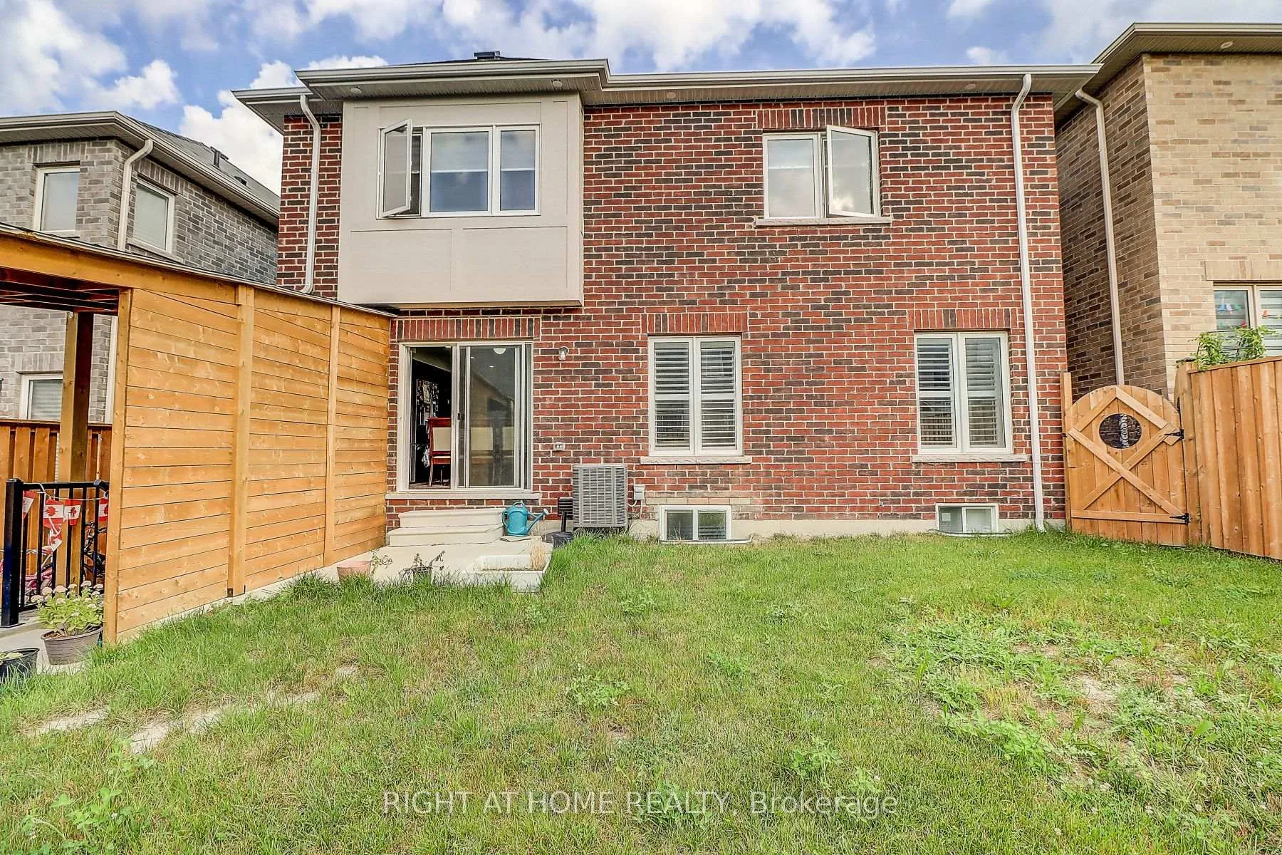 Photo 33 of Unit Main, 58 Barnfield Crescent, Ajax, Northeast Ajax — HOMEH