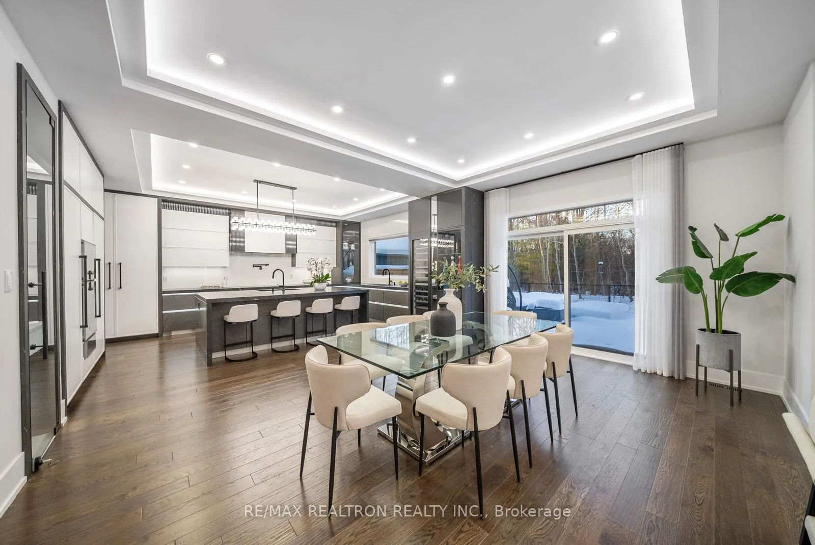 Photo 18 of 61 Cedarpoint Court, Vaughan, Patterson — HOMEH