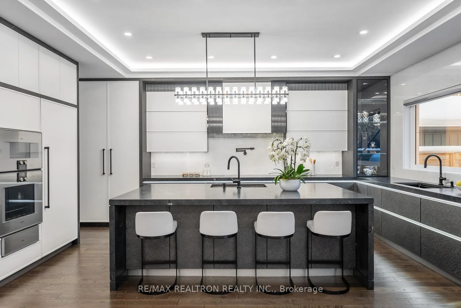 Photo 21 of 61 Cedarpoint Court, Vaughan, Patterson — HOMEH
