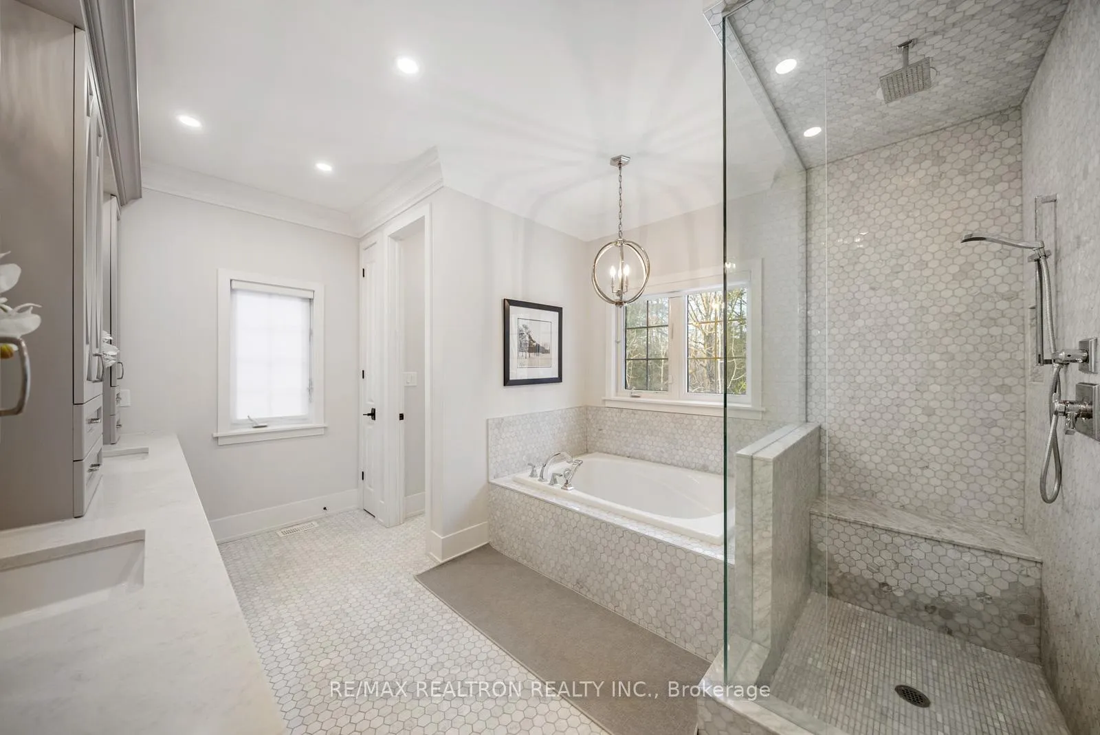Photo 34 of 61 Cedarpoint Court, Vaughan, Patterson — HOMEH