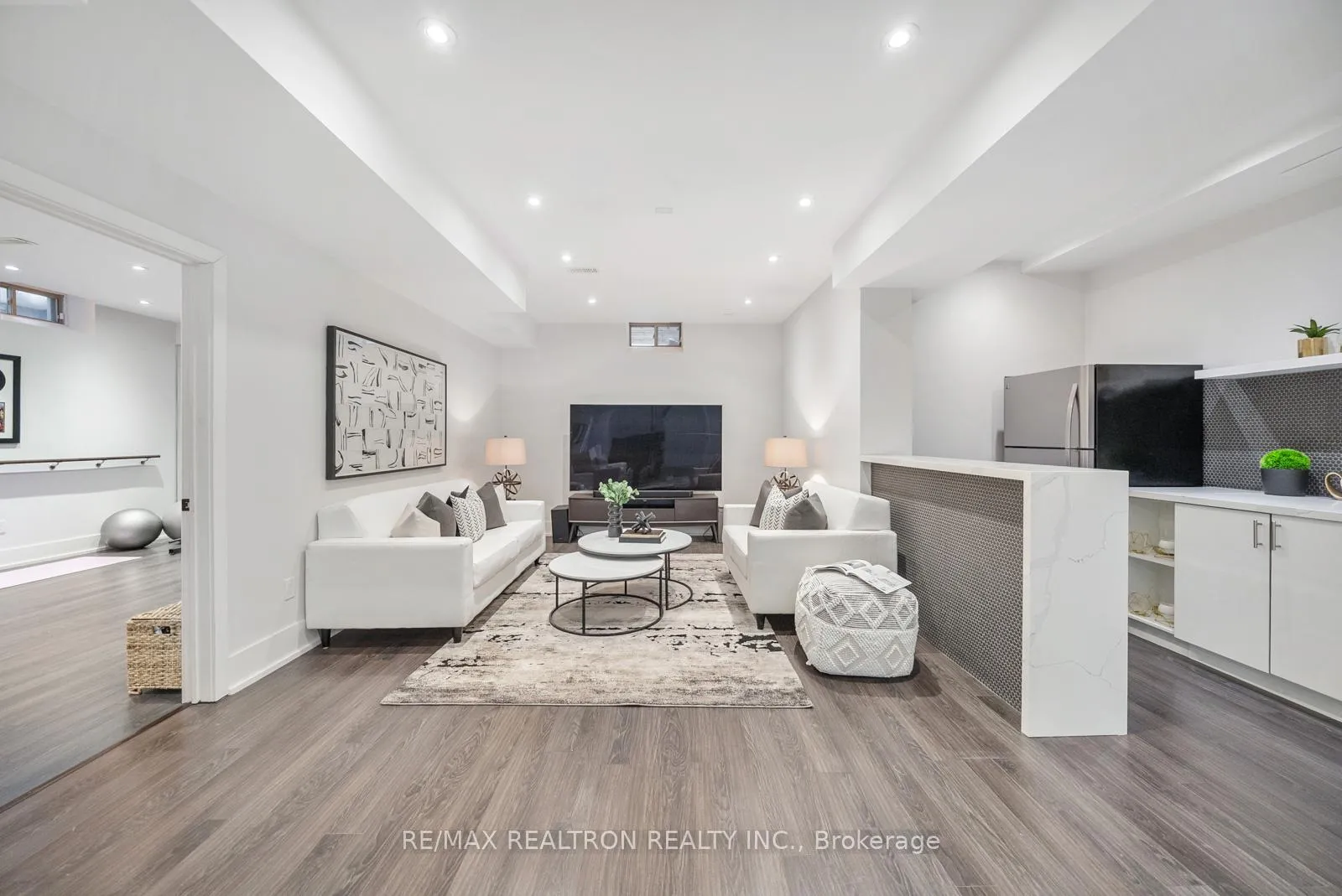 Photo 43 of 61 Cedarpoint Court, Vaughan, Patterson — HOMEH