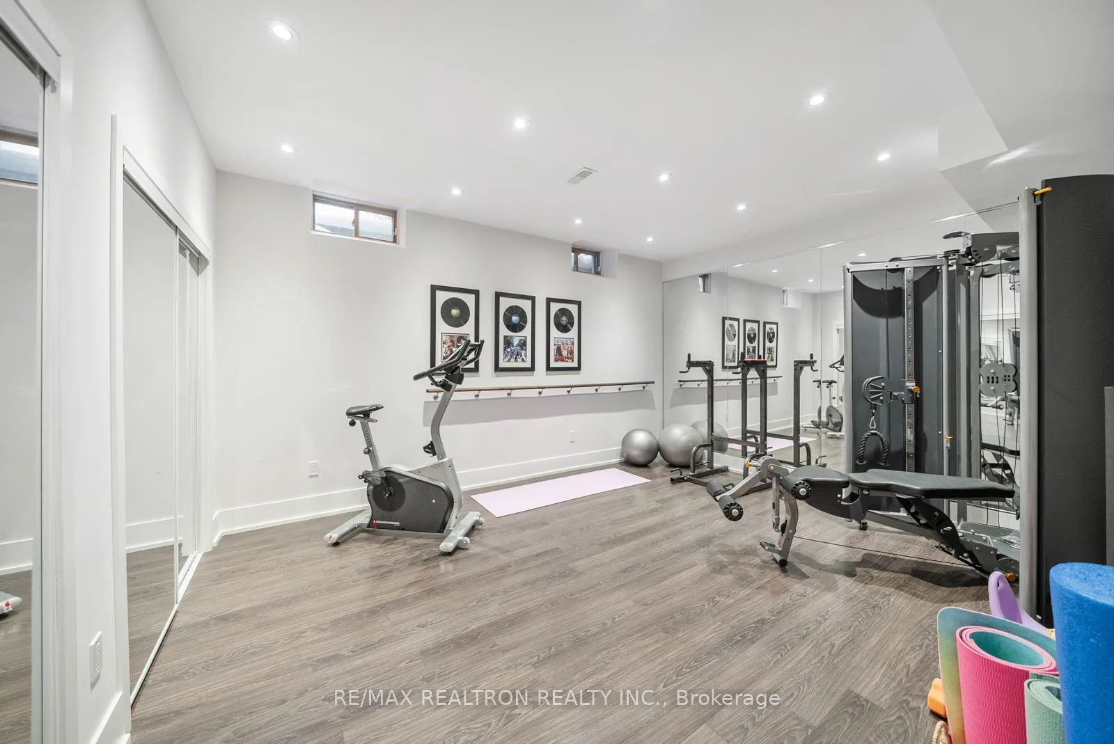 Photo 44 of 61 Cedarpoint Court, Vaughan, Patterson — HOMEH