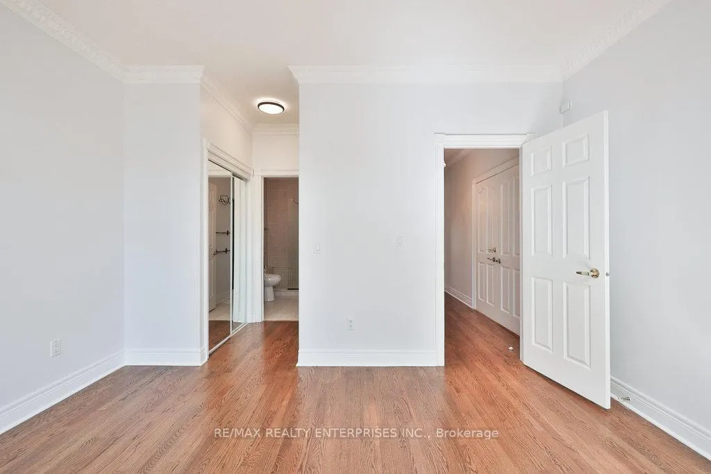 Photo 14 of 37 Castlegate Boulevard, Brampton, Bram East — HOMEH