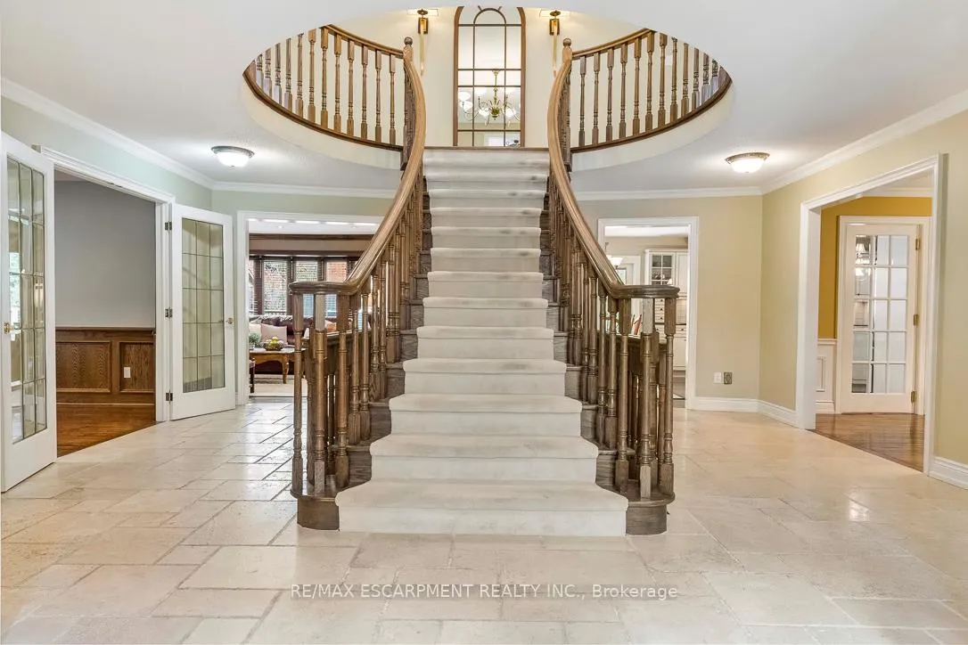Photo 4 of 1085 Denfield Terrace, Oakville, Glen Abbey — HOMEH