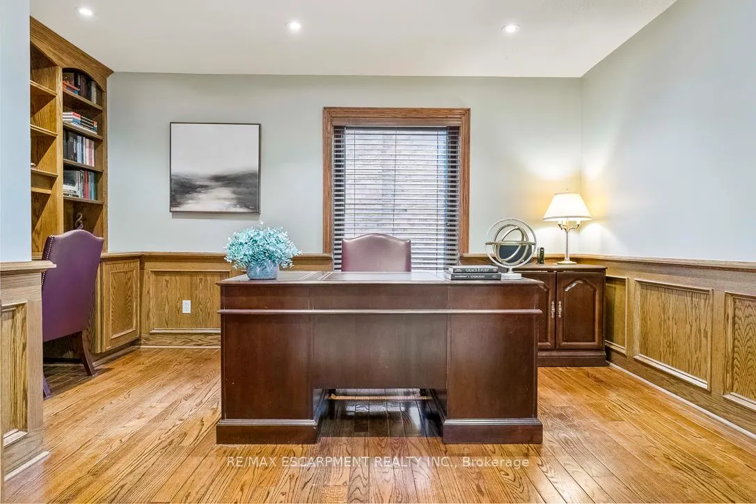 Photo 17 of 1085 Denfield Terrace, Oakville, Glen Abbey — HOMEH