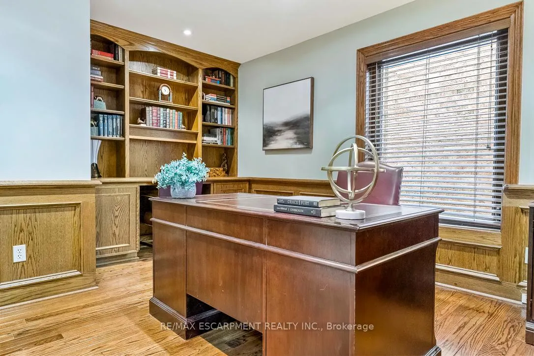 Photo 18 of 1085 Denfield Terrace, Oakville, Glen Abbey — HOMEH
