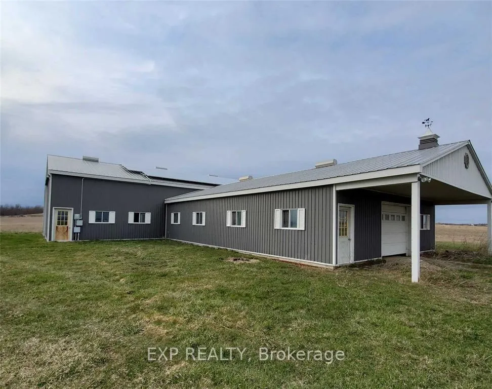 Photo 2 of 2330 King Street N, Caledon, Rural Caledon — HOMEH