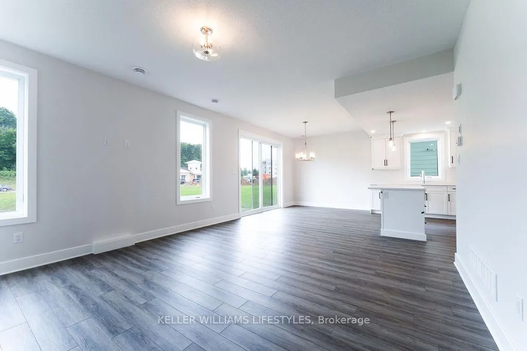 Photo 6 of 409 Breakwater Boulevard, Central Elgin, Rural Central Elgin — HOMEH
