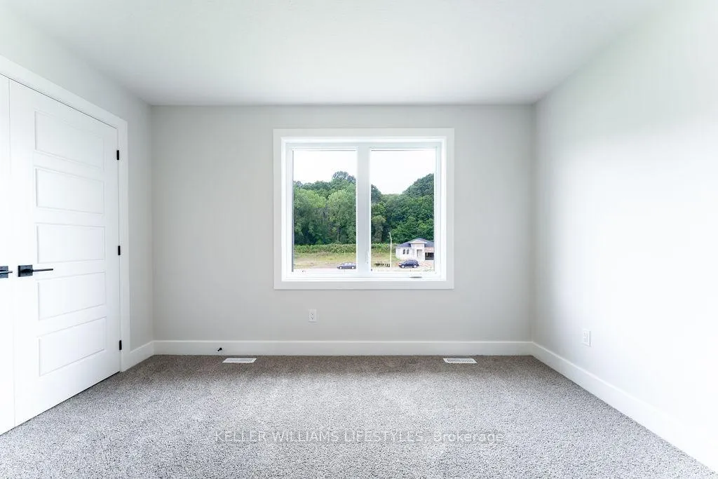 Photo 24 of 409 Breakwater Boulevard, Central Elgin, Rural Central Elgin — HOMEH