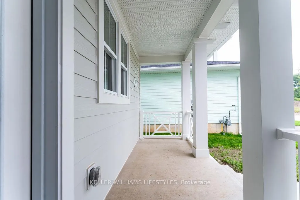 Photo 31 of 409 Breakwater Boulevard, Central Elgin, Rural Central Elgin — HOMEH