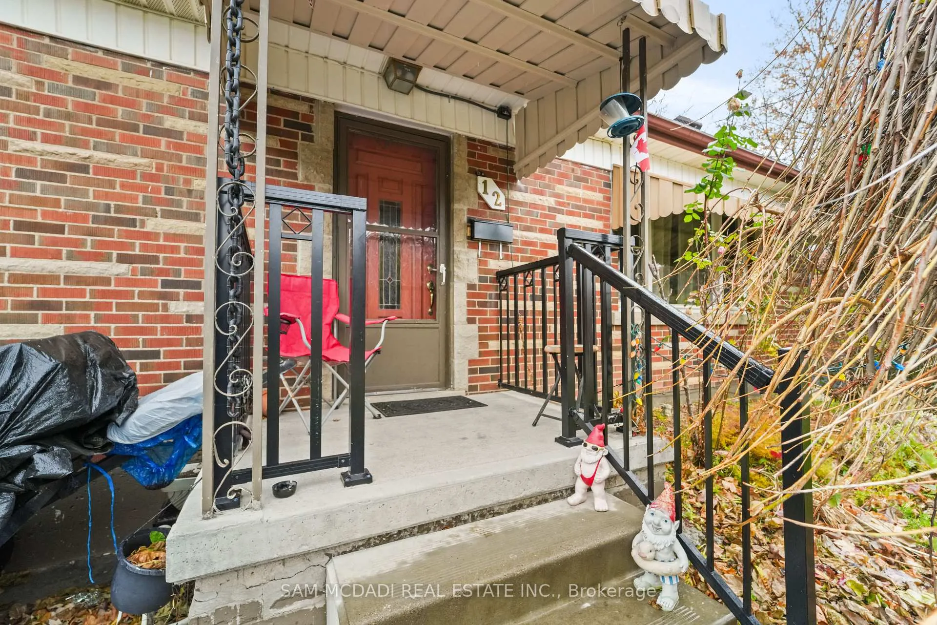Photo 3 of 12 Roselle Place, Hamilton, Stoney Creek — HOMEH