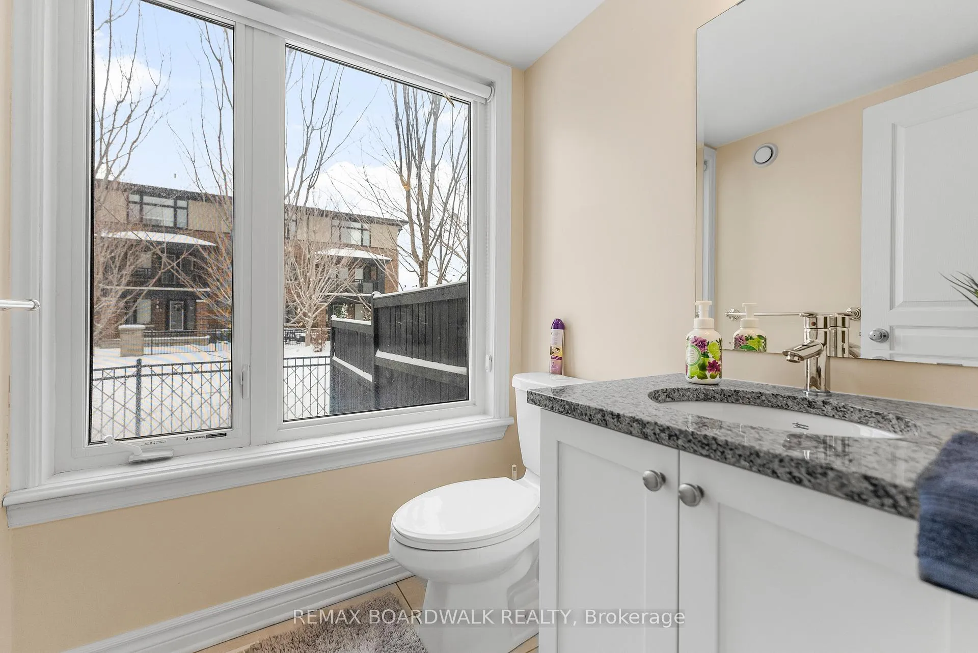 Photo 5 of 135 Wild Senna Way, Ottawa, Barrhaven - Longfields — HOMEH
