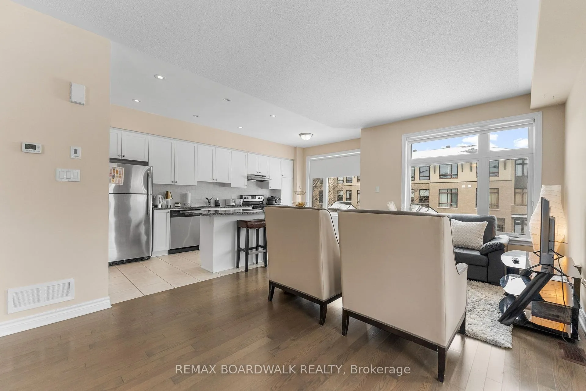 Photo 13 of 135 Wild Senna Way, Ottawa, Barrhaven - Longfields — HOMEH
