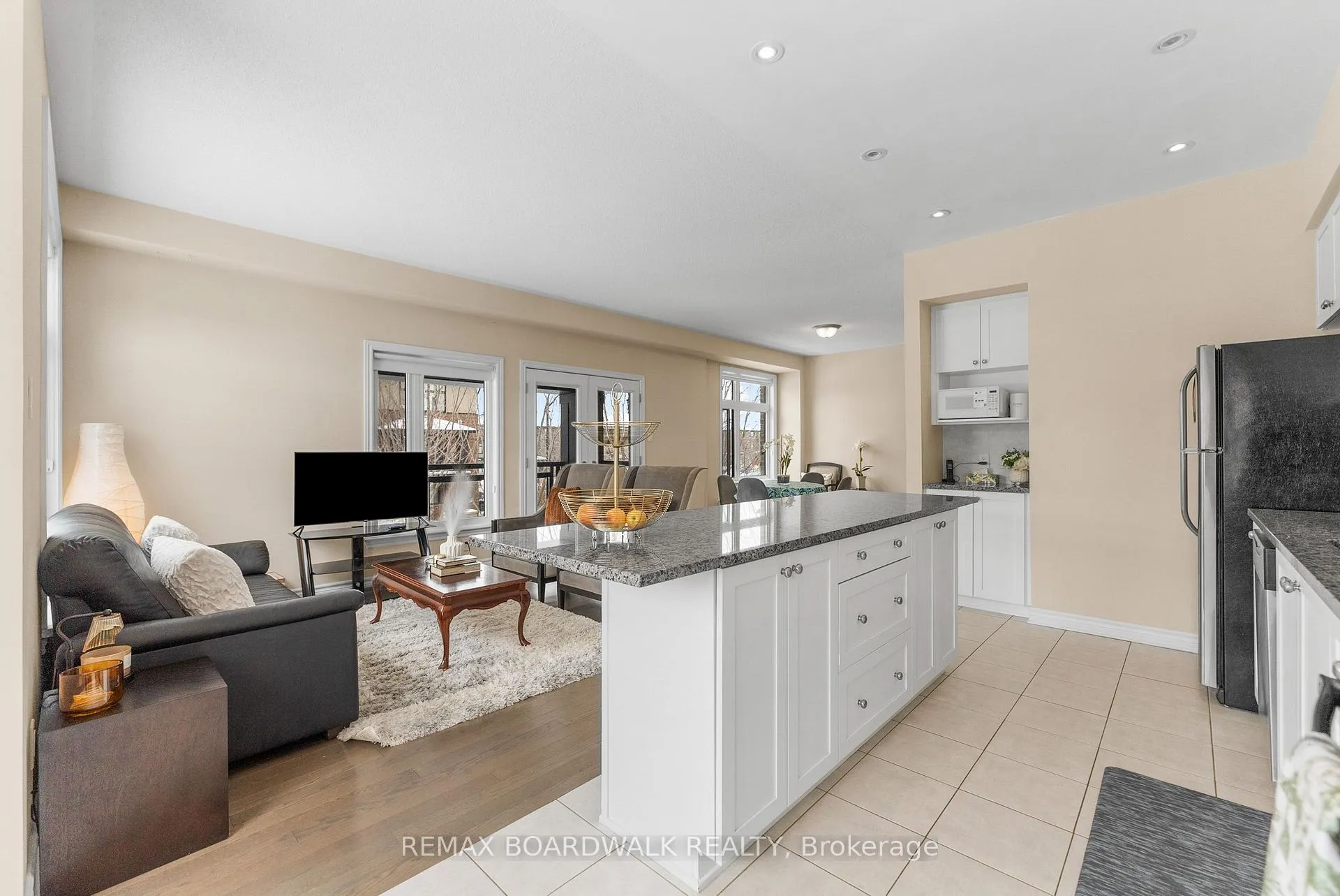 Photo 17 of 135 Wild Senna Way, Ottawa, Barrhaven - Longfields — HOMEH