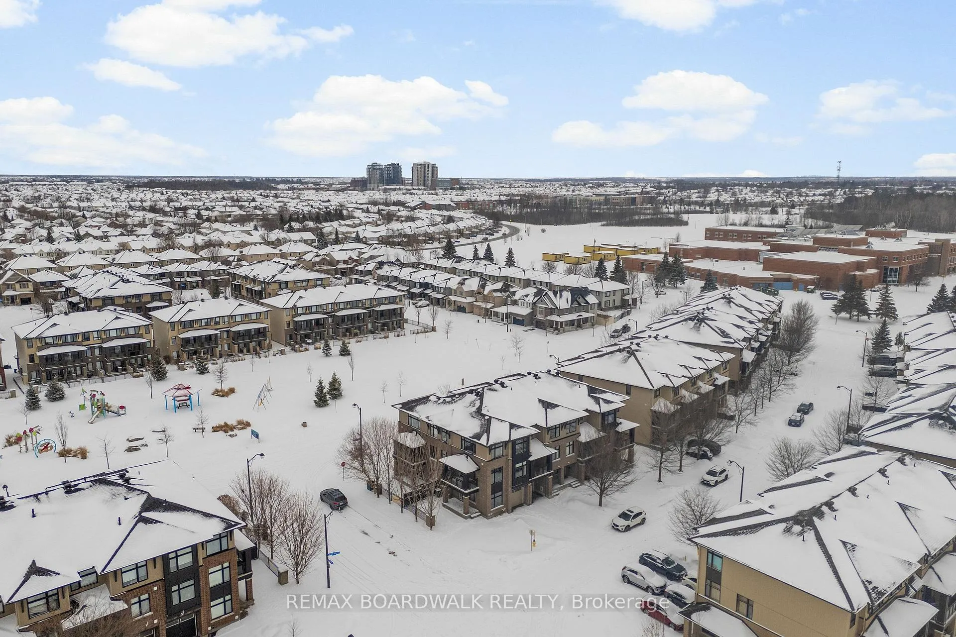 Photo 33 of 135 Wild Senna Way, Ottawa, Barrhaven - Longfields — HOMEH