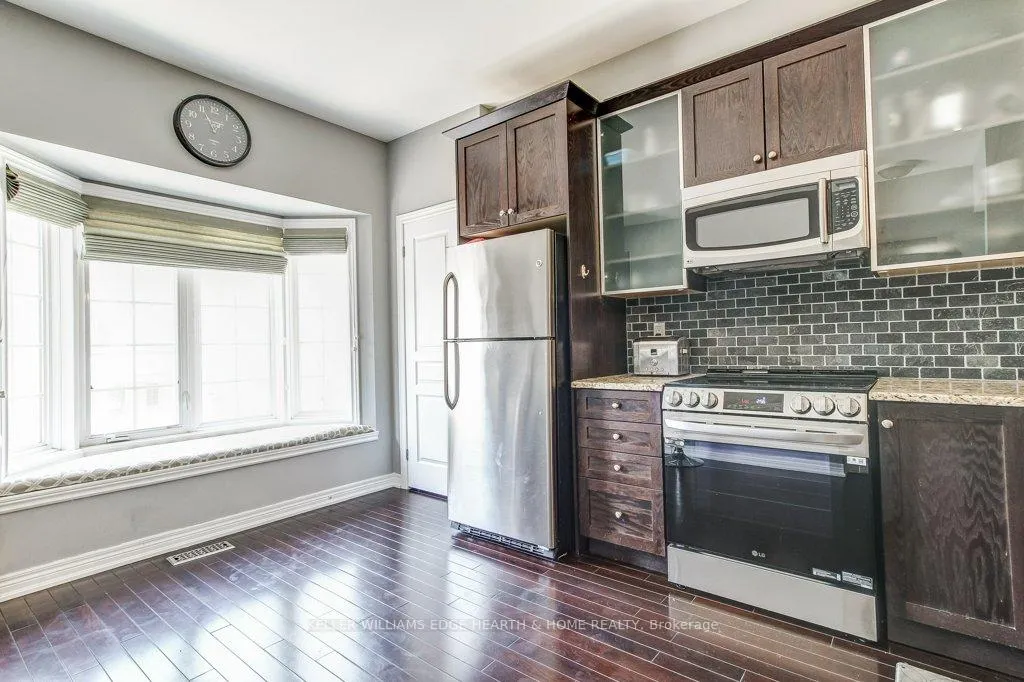 Photo 8 of 4262 Ingram Common, Burlington, Shoreacres — HOMEH