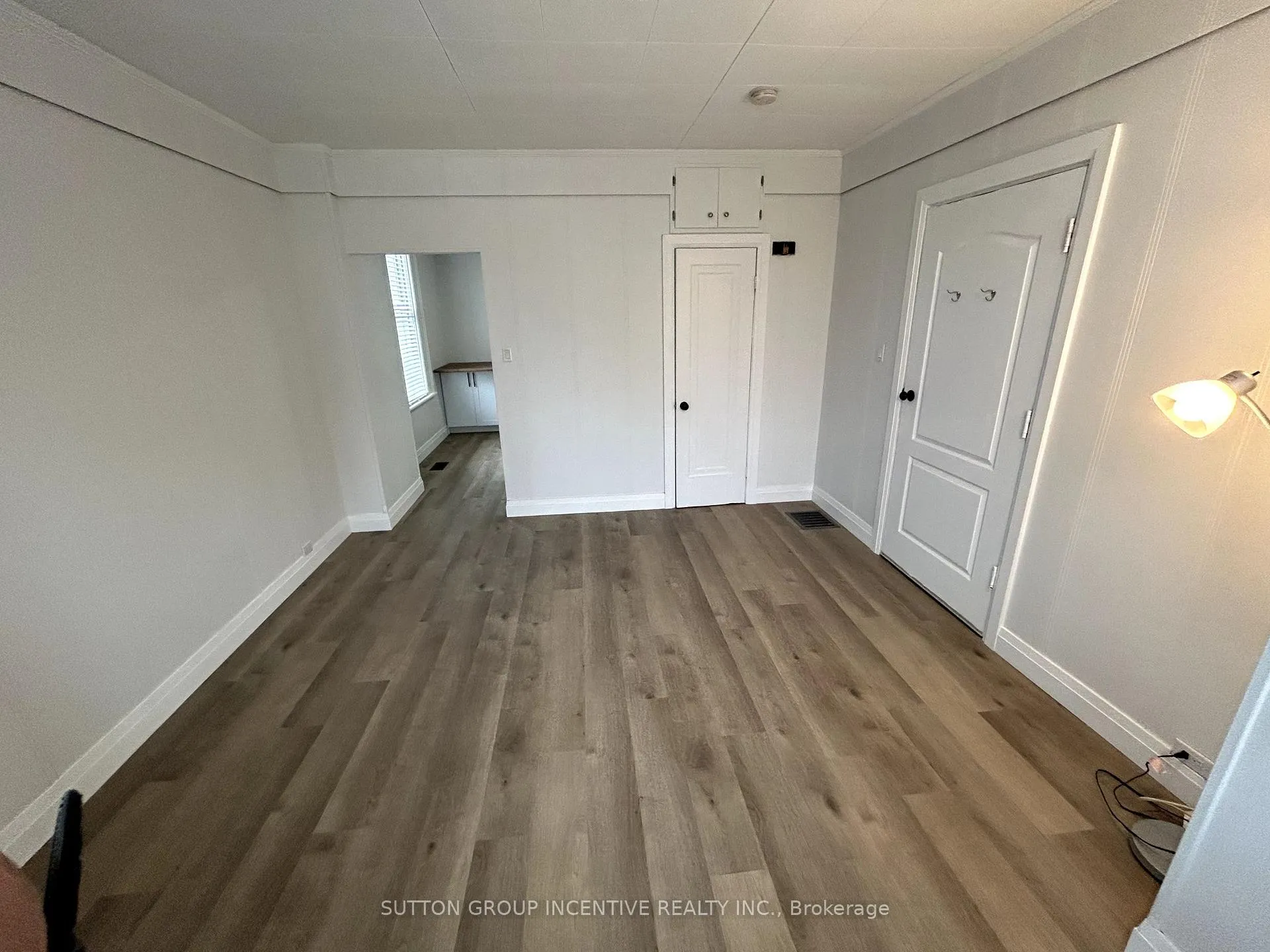 Photo 16 of 166 Collier Street, Barrie, Codrington — HOMEH