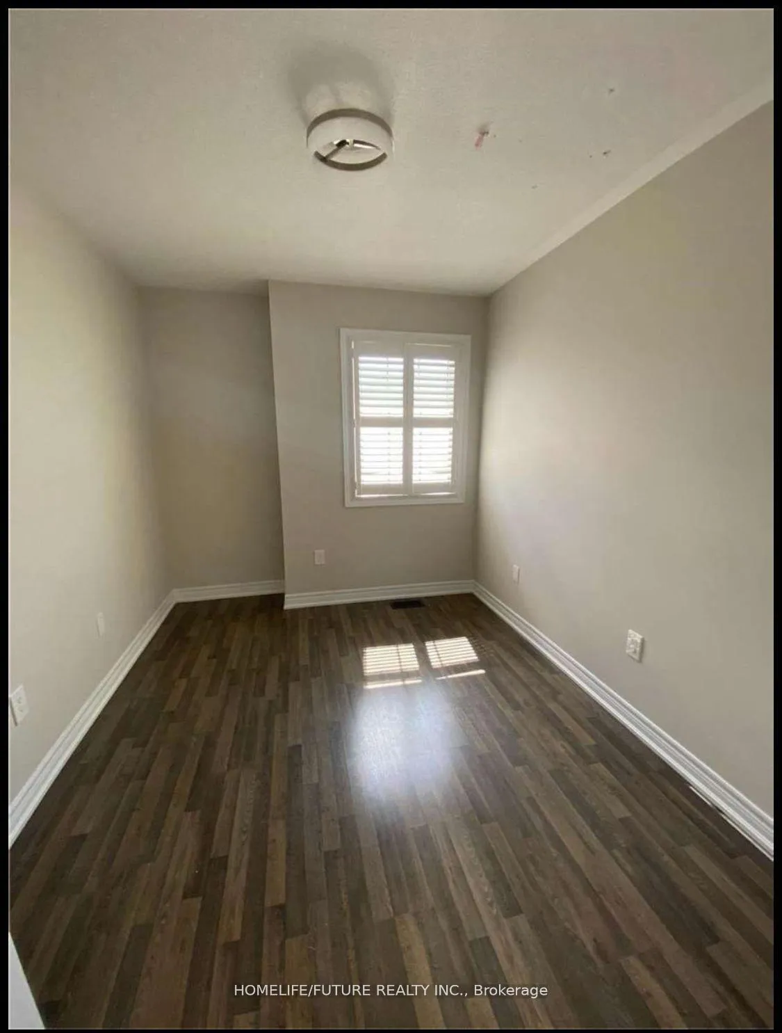 Photo 2 of Unit main & 2nd, 20 Ledger Point Crescent, Brampton, Sandringham-Wellington North — HOMEH