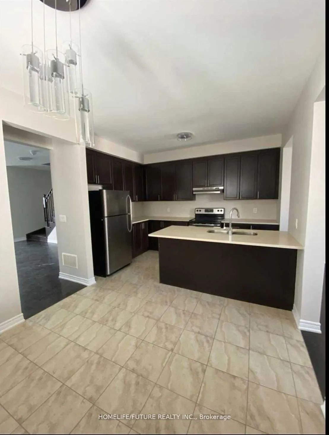 Photo 7 of Unit main & 2nd, 20 Ledger Point Crescent, Brampton, Sandringham-Wellington North — HOMEH