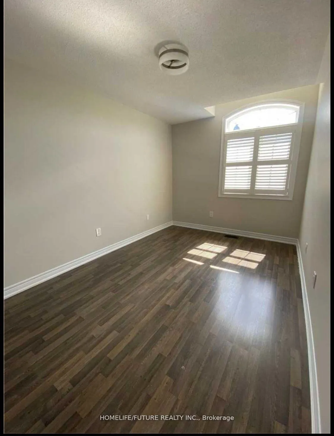 Photo 9 of Unit main & 2nd, 20 Ledger Point Crescent, Brampton, Sandringham-Wellington North — HOMEH