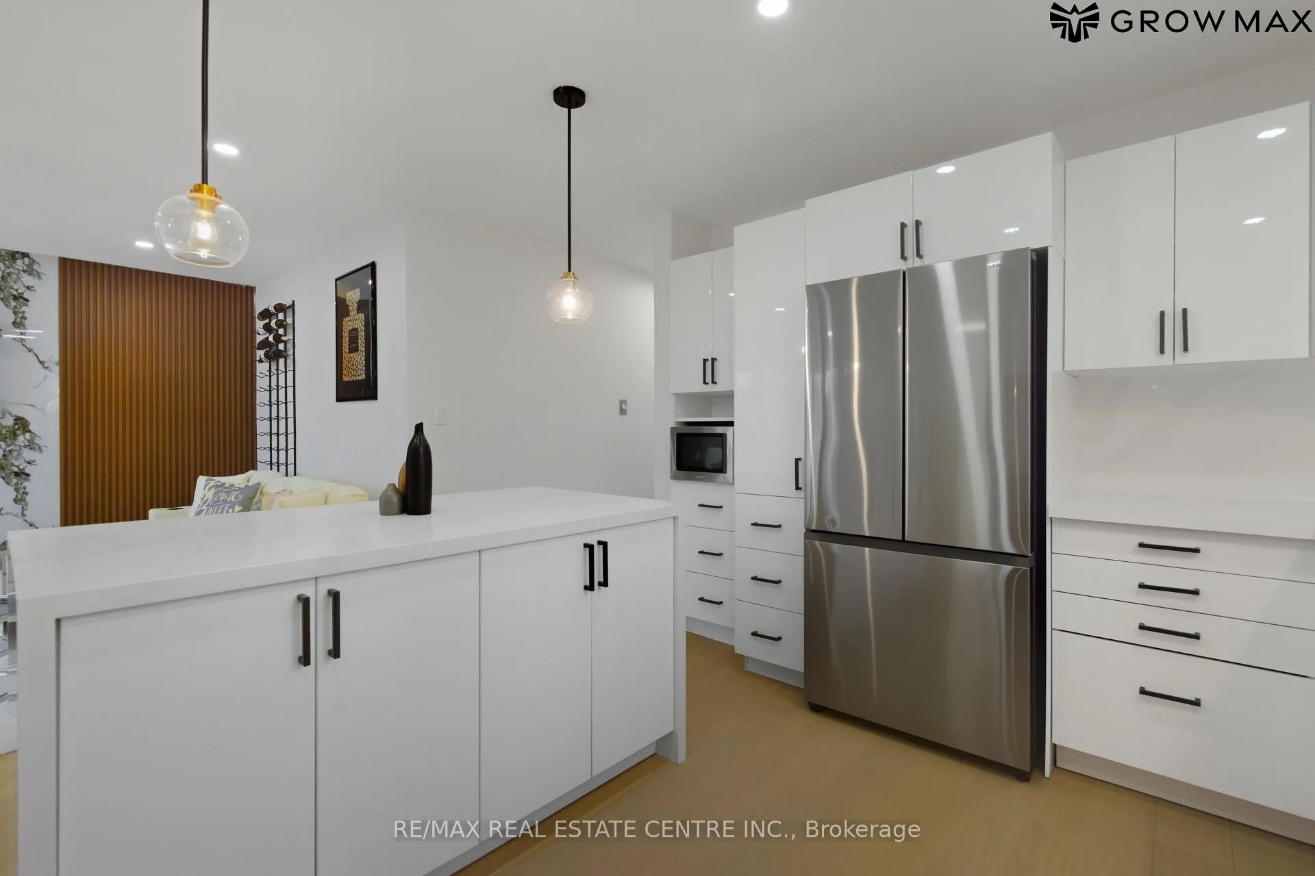 Photo 21 of 1328 Bunnell Drive, Burlington, Mountainside — HOMEH