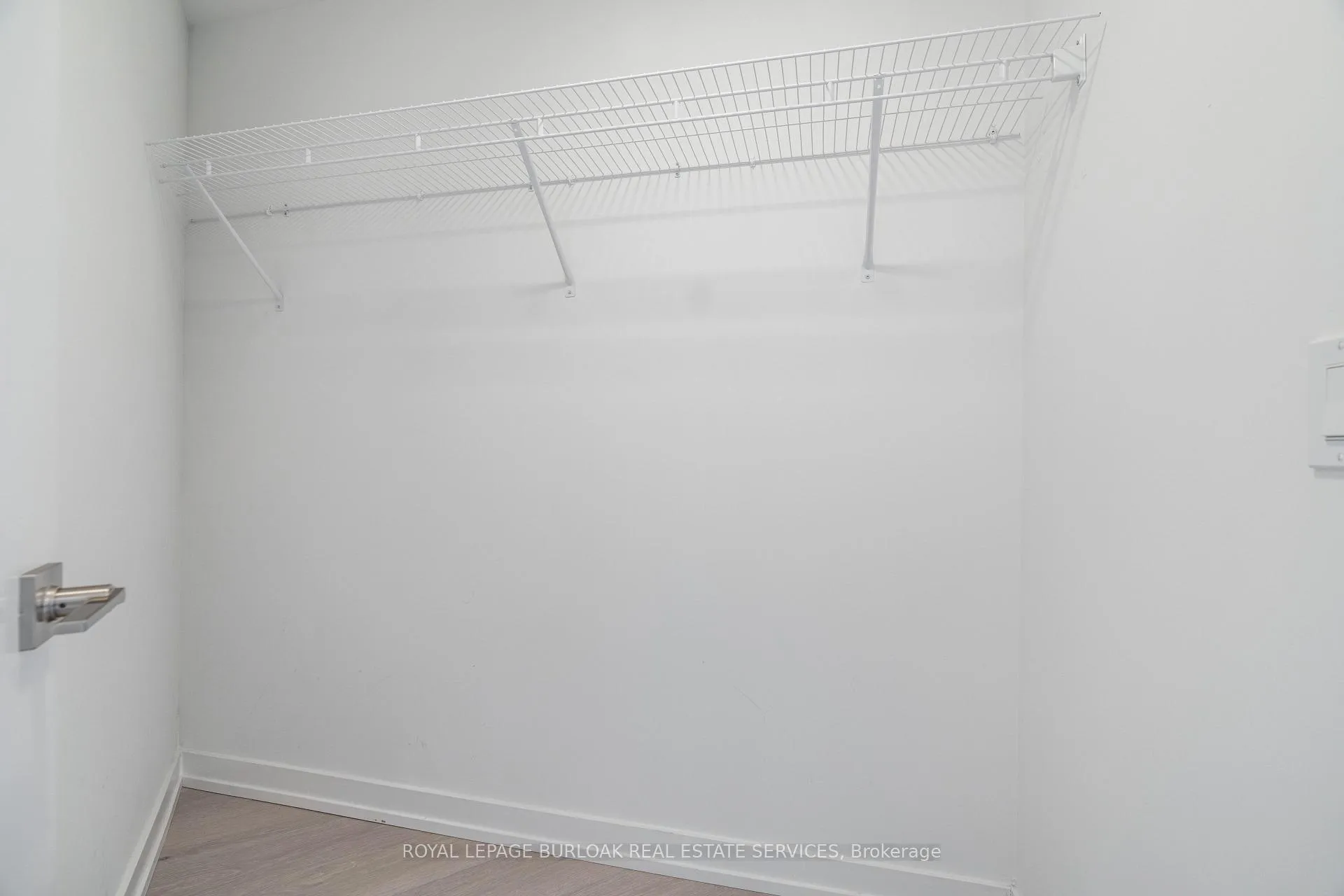 Photo 11 of Unit 251, 2501 Saw Whet Boulevard, Oakville, Glen Abbey — HOMEH