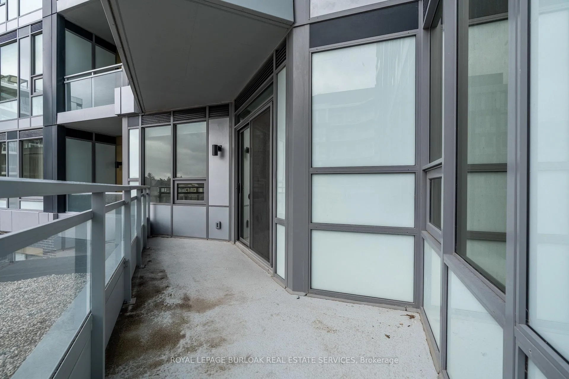 Photo 17 of Unit 251, 2501 Saw Whet Boulevard, Oakville, Glen Abbey — HOMEH