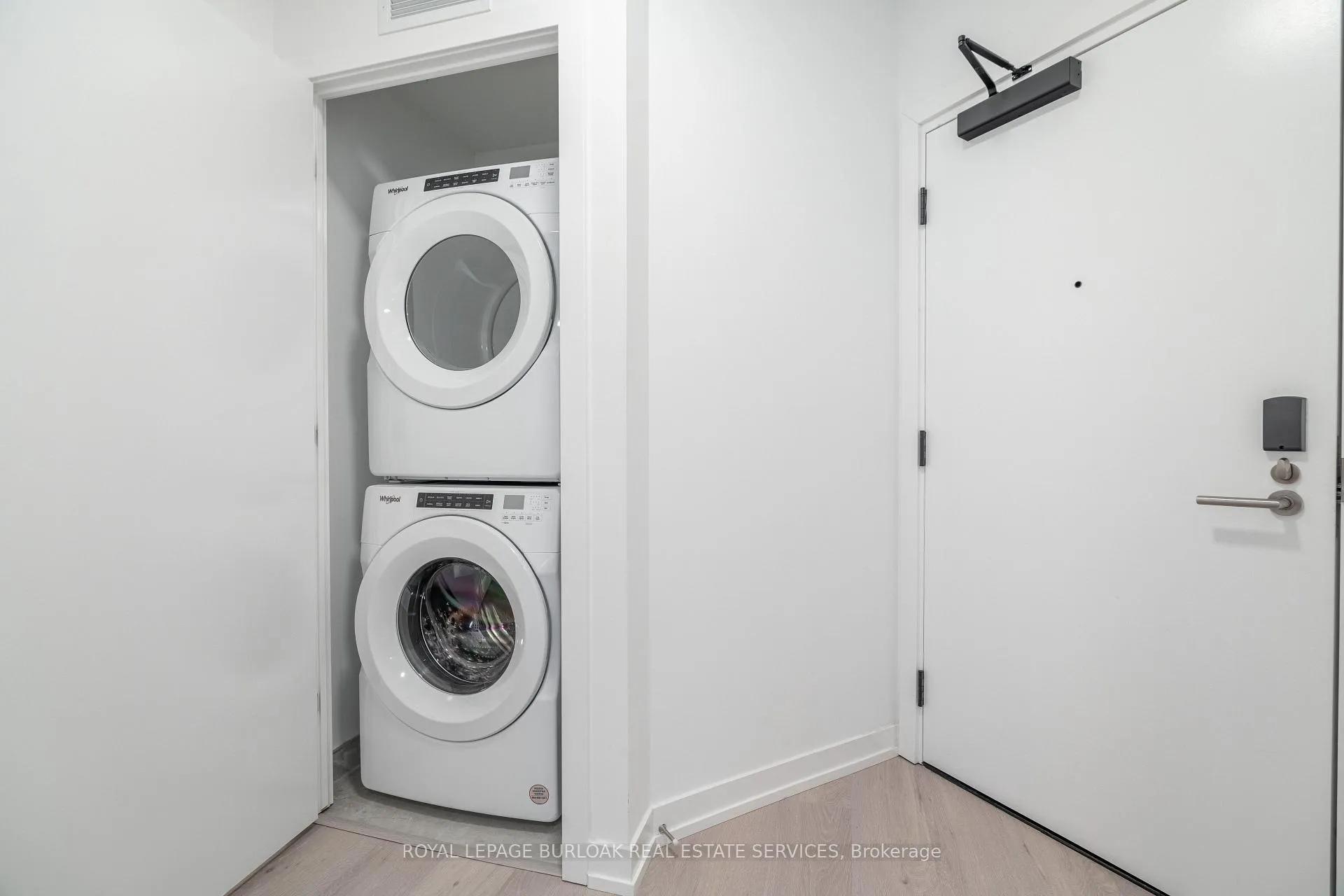 Photo 21 of Unit 251, 2501 Saw Whet Boulevard, Oakville, Glen Abbey — HOMEH