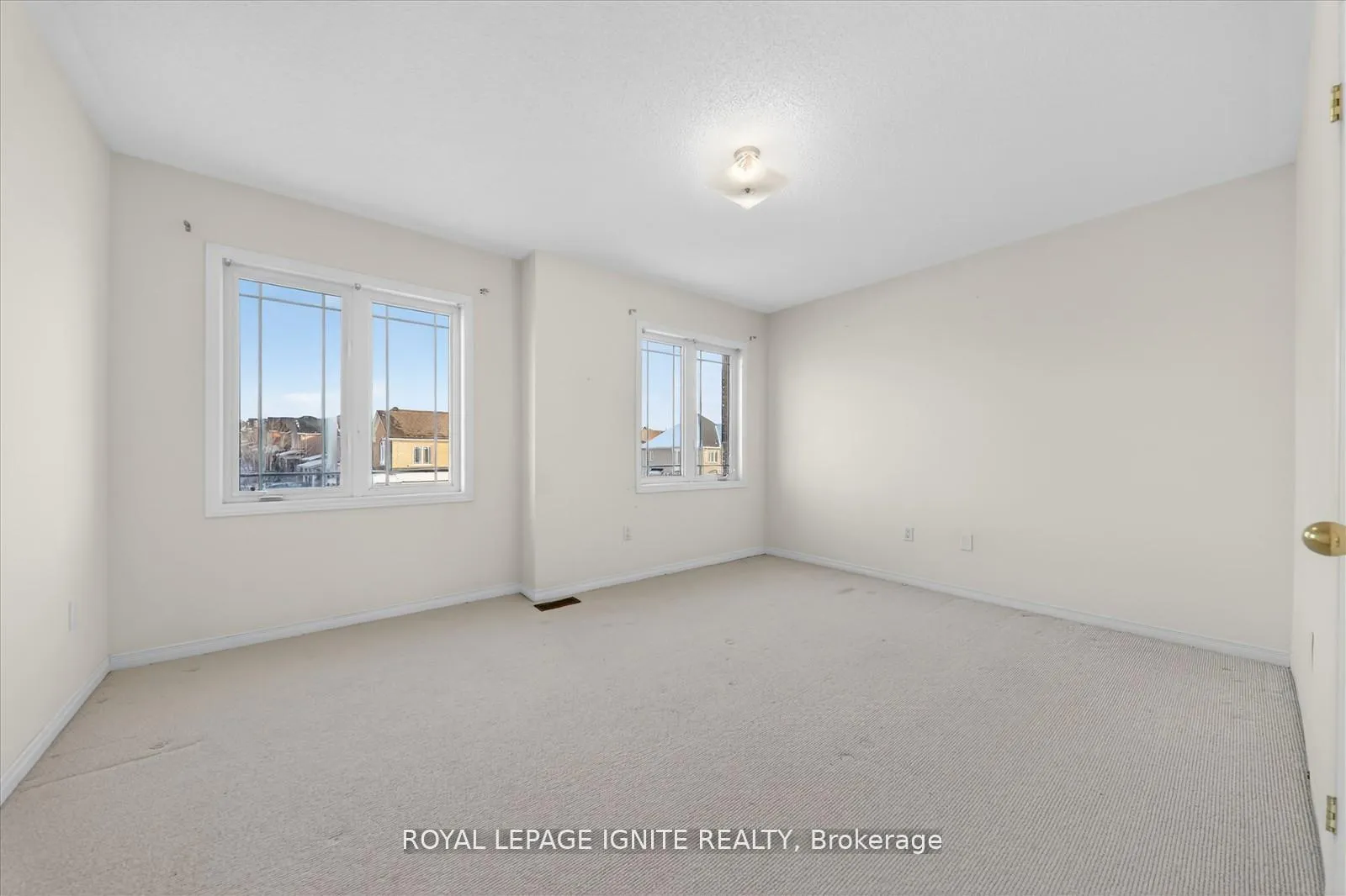 Photo 34 of Unit Main, 26 Rushworth Drive, Ajax, Northeast Ajax — HOMEH