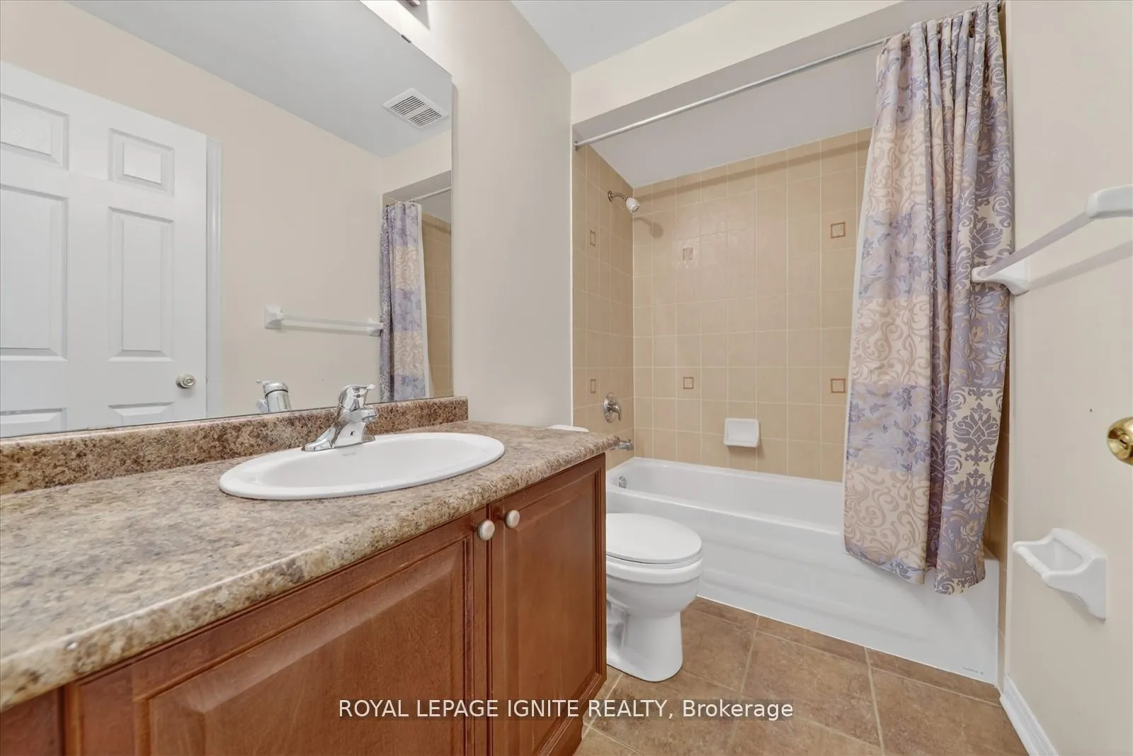 Photo 38 of Unit Main, 26 Rushworth Drive, Ajax, Northeast Ajax — HOMEH