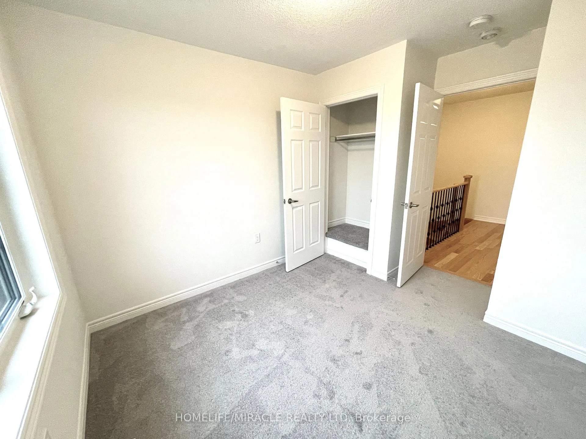 Photo 30 of 103 Air Dancer Crescent, Oshawa, Windfields — HOMEH