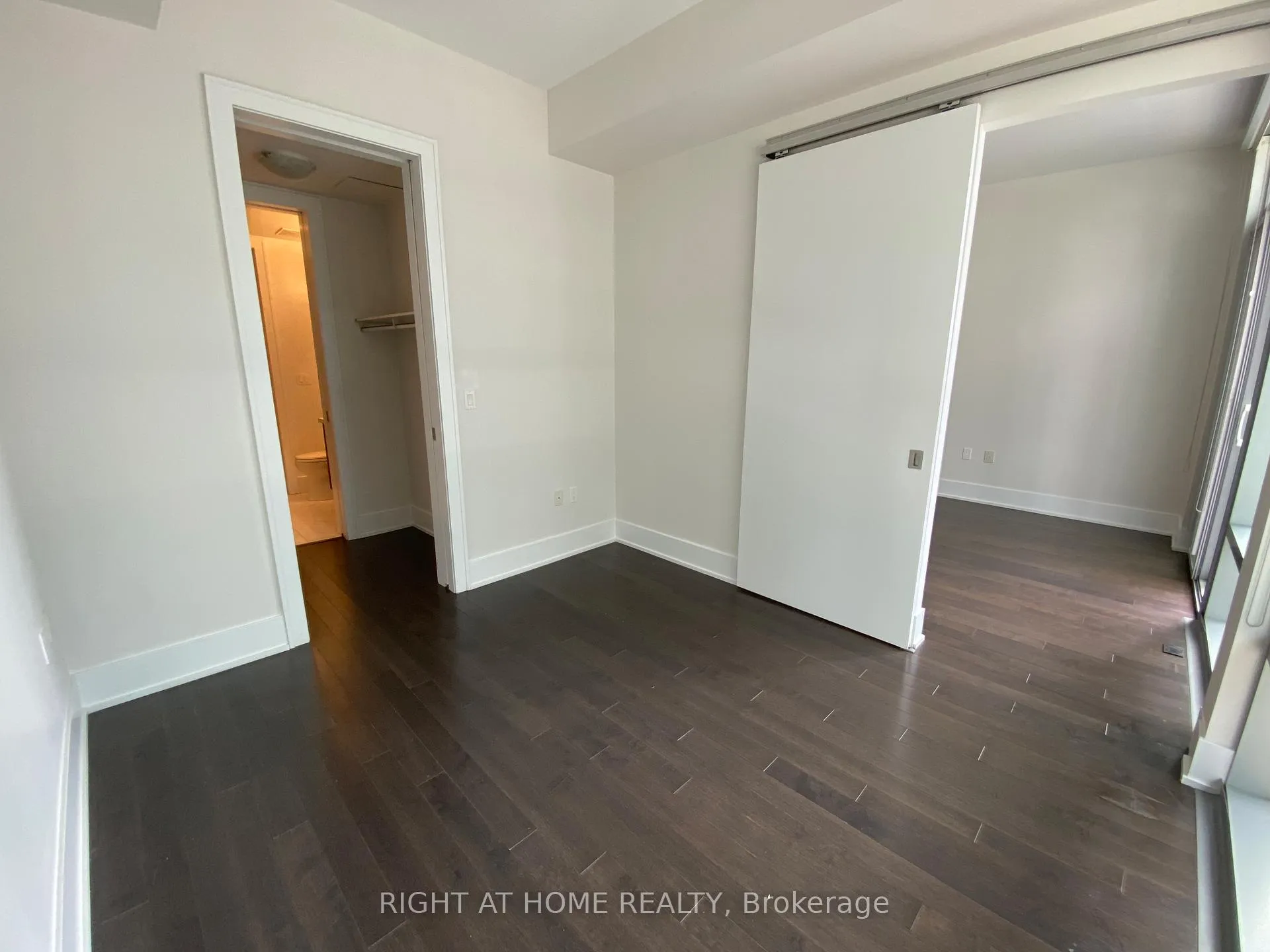 Photo 5 of Unit 528, 39 Queens Quay E, Toronto, Waterfront Communities — HOMEH