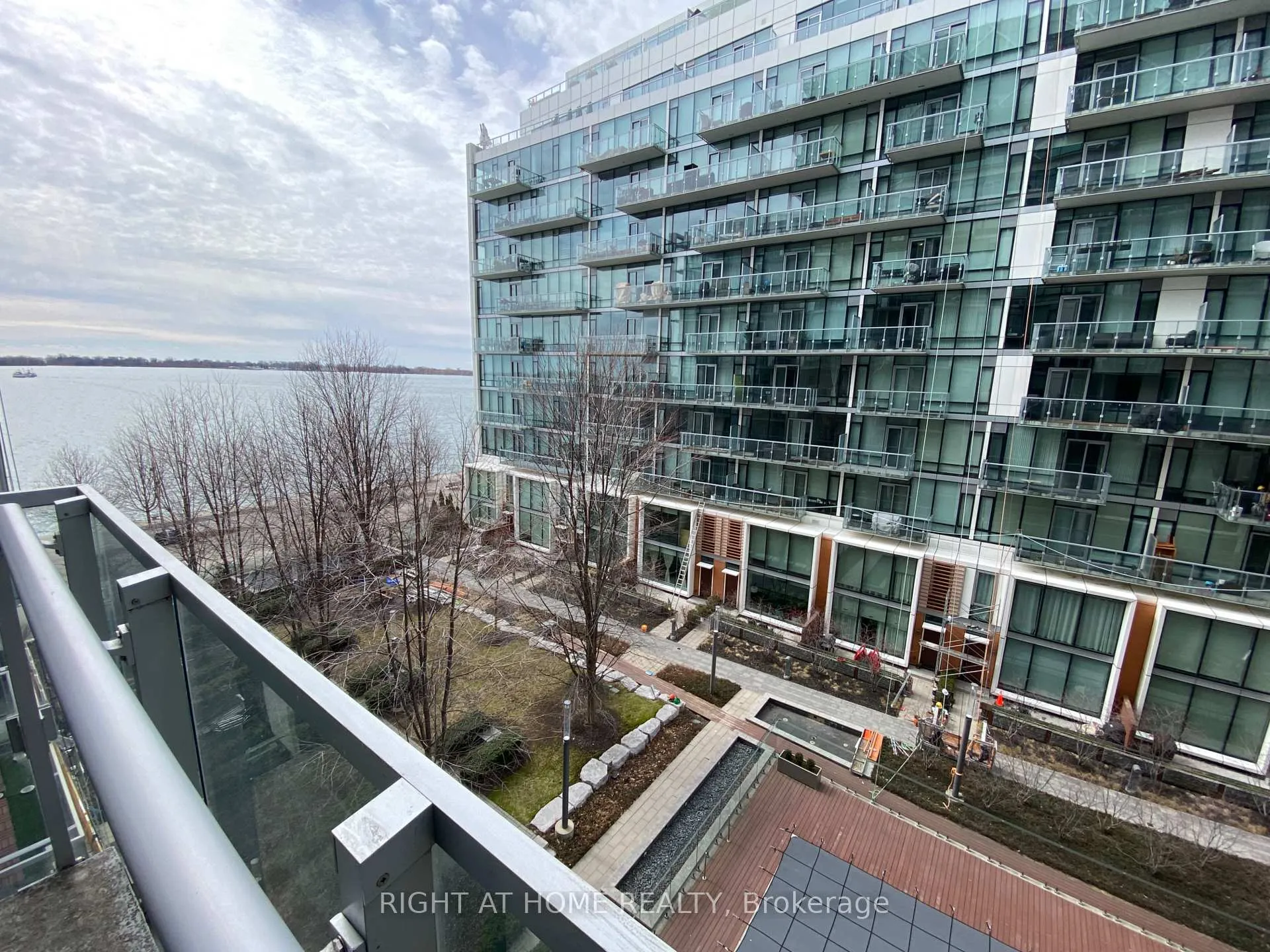 Photo 10 of Unit 528, 39 Queens Quay E, Toronto, Waterfront Communities — HOMEH