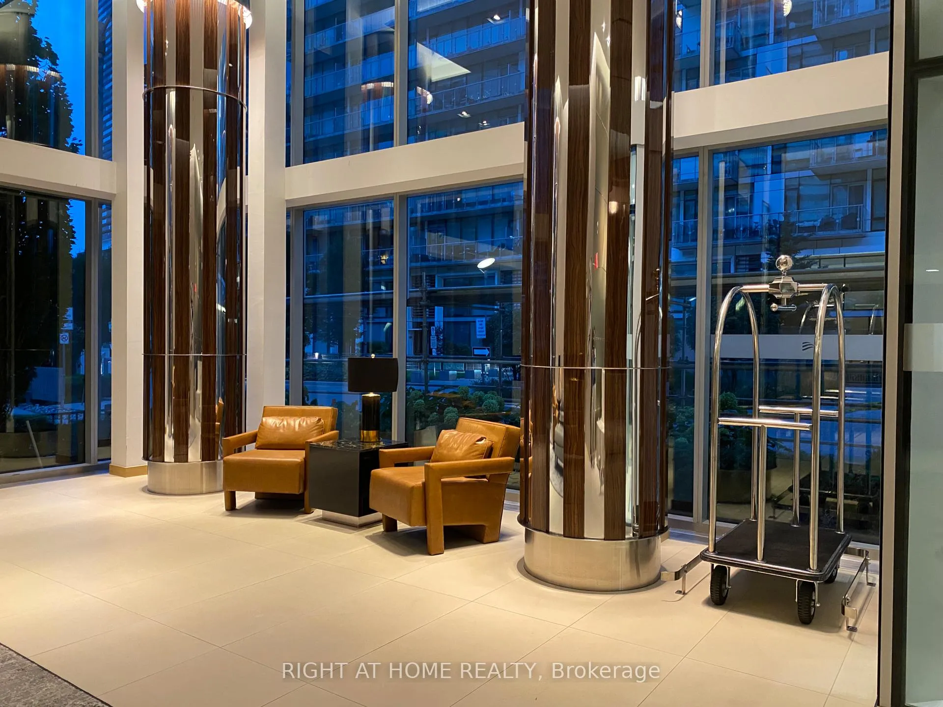 Photo 11 of Unit 528, 39 Queens Quay E, Toronto, Waterfront Communities — HOMEH