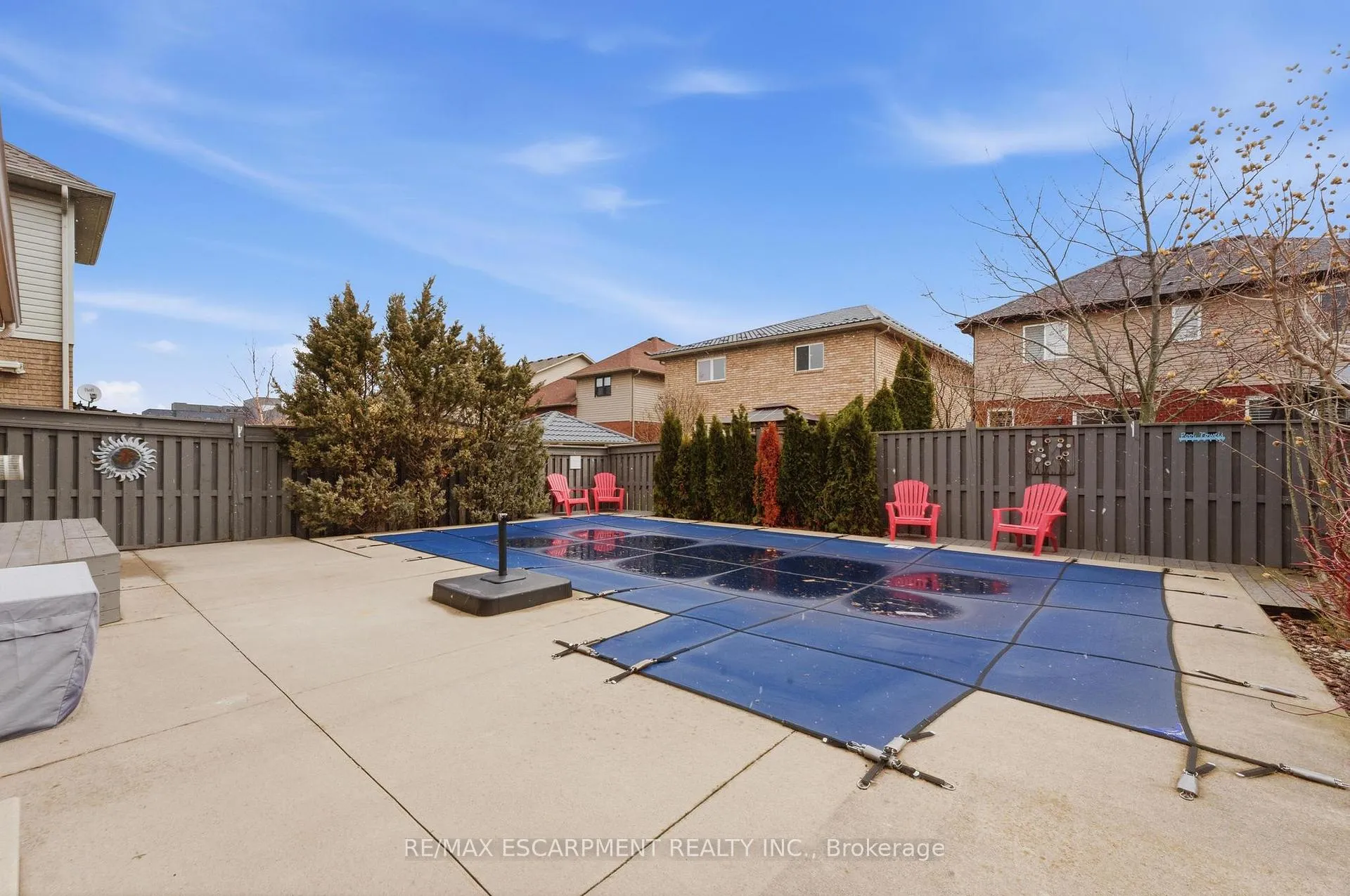 Photo 3 of 139 Bocelli Crescent, Hamilton, Rural Glanbrook — HOMEH