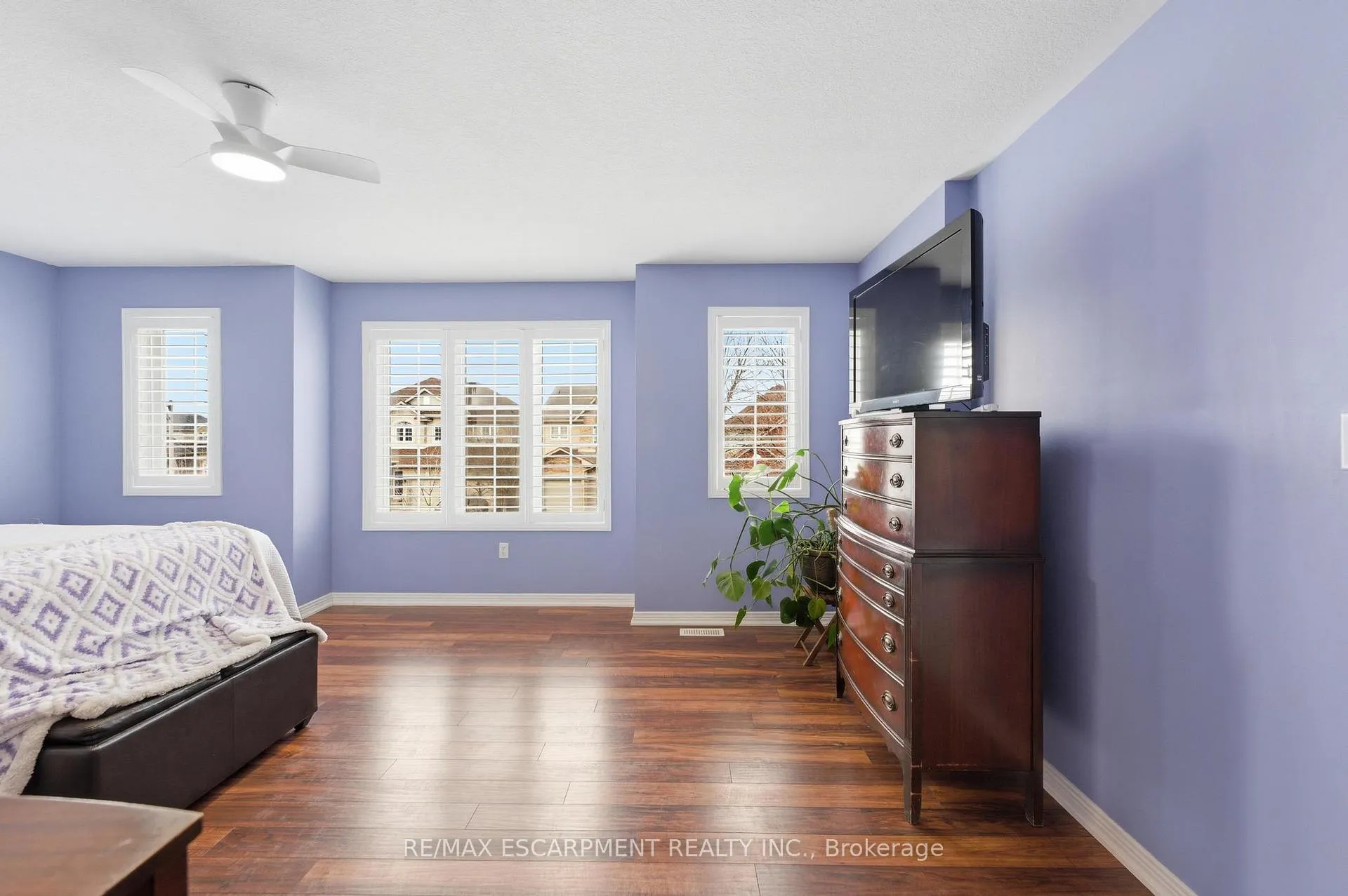 Photo 15 of 139 Bocelli Crescent, Hamilton, Rural Glanbrook — HOMEH