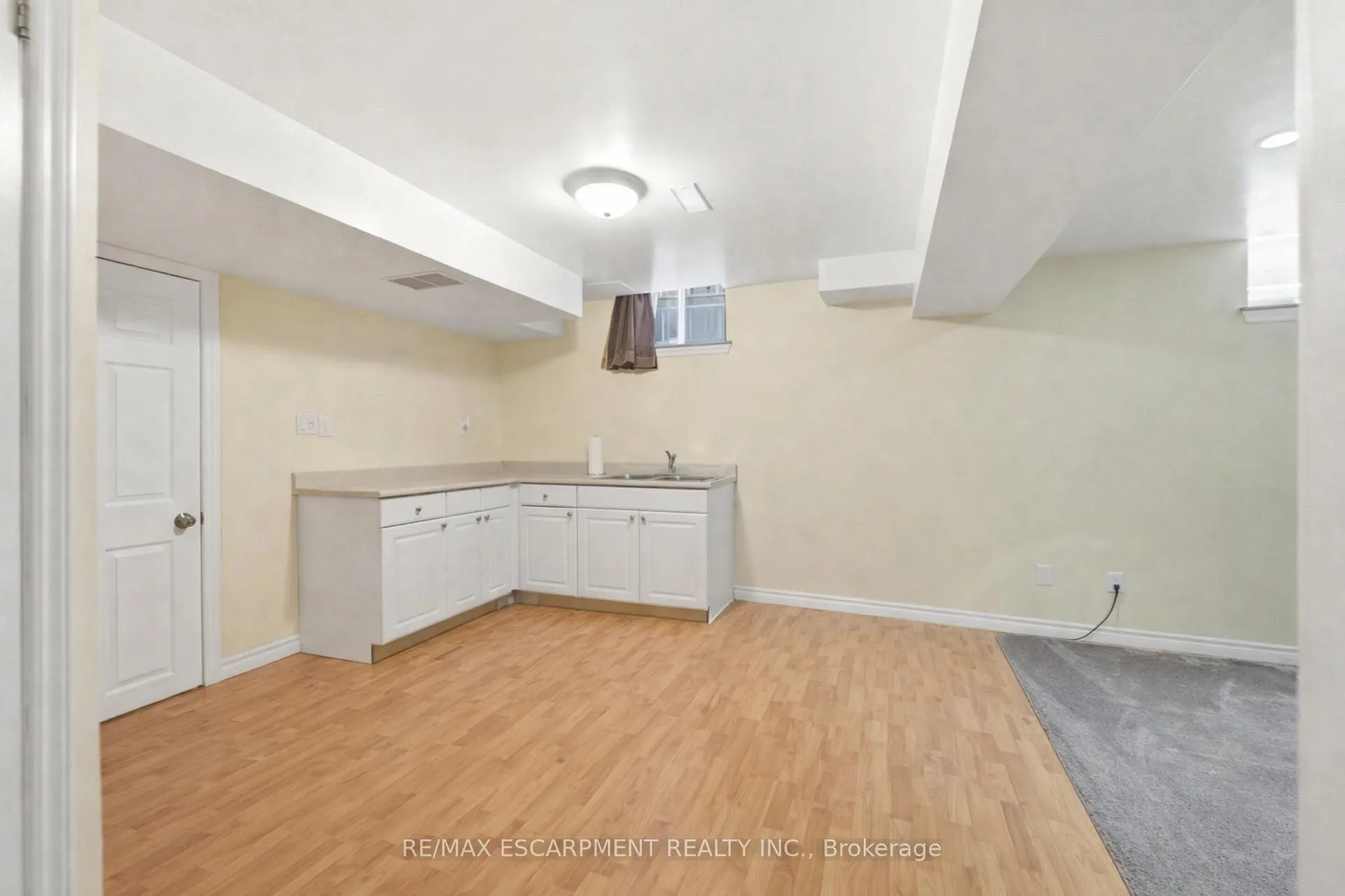 Photo 25 of 139 Bocelli Crescent, Hamilton, Rural Glanbrook — HOMEH