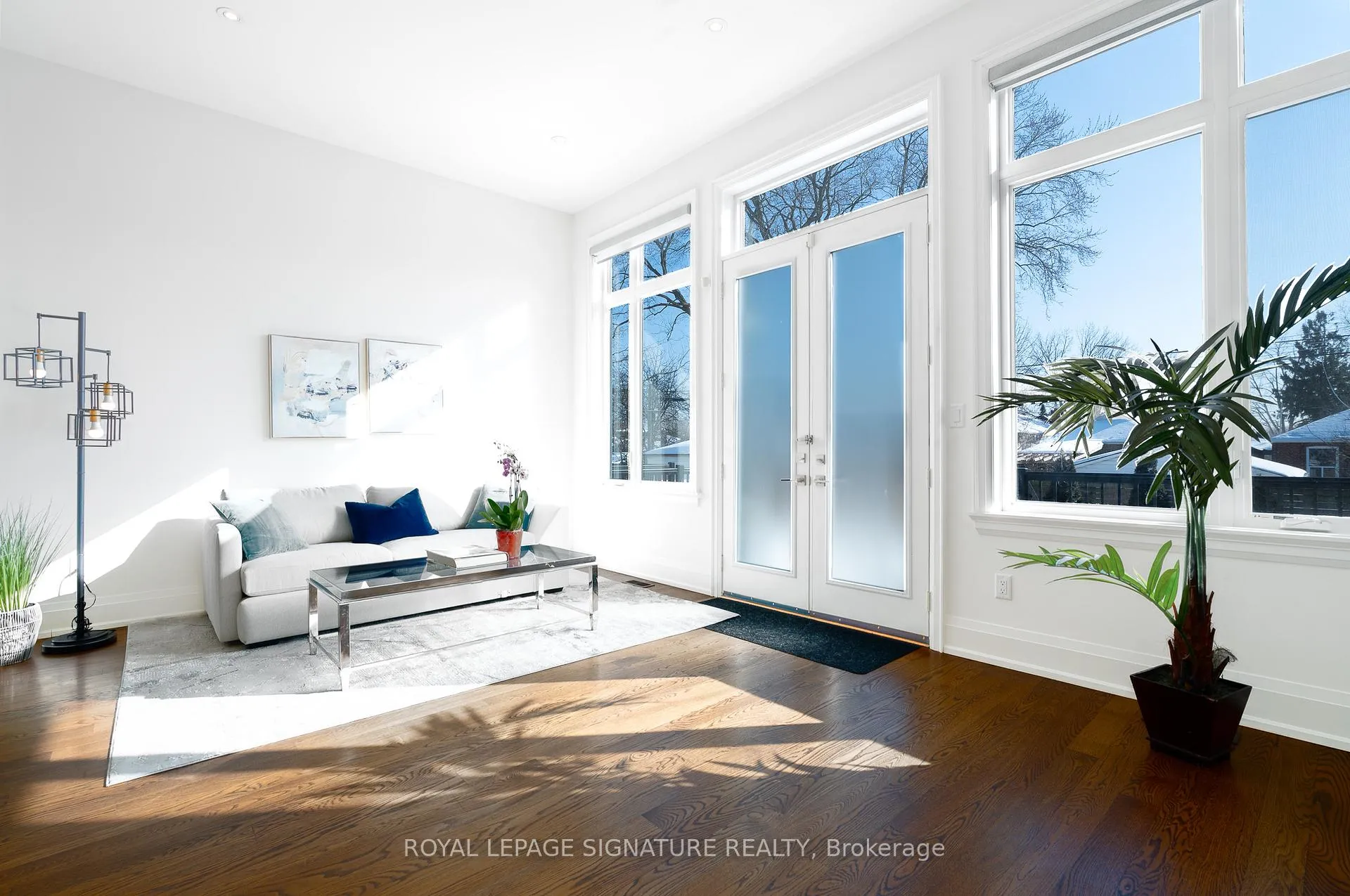 Photo 12 of 119B Hillside Avenue, Etobicoke, Mimico — HOMEH