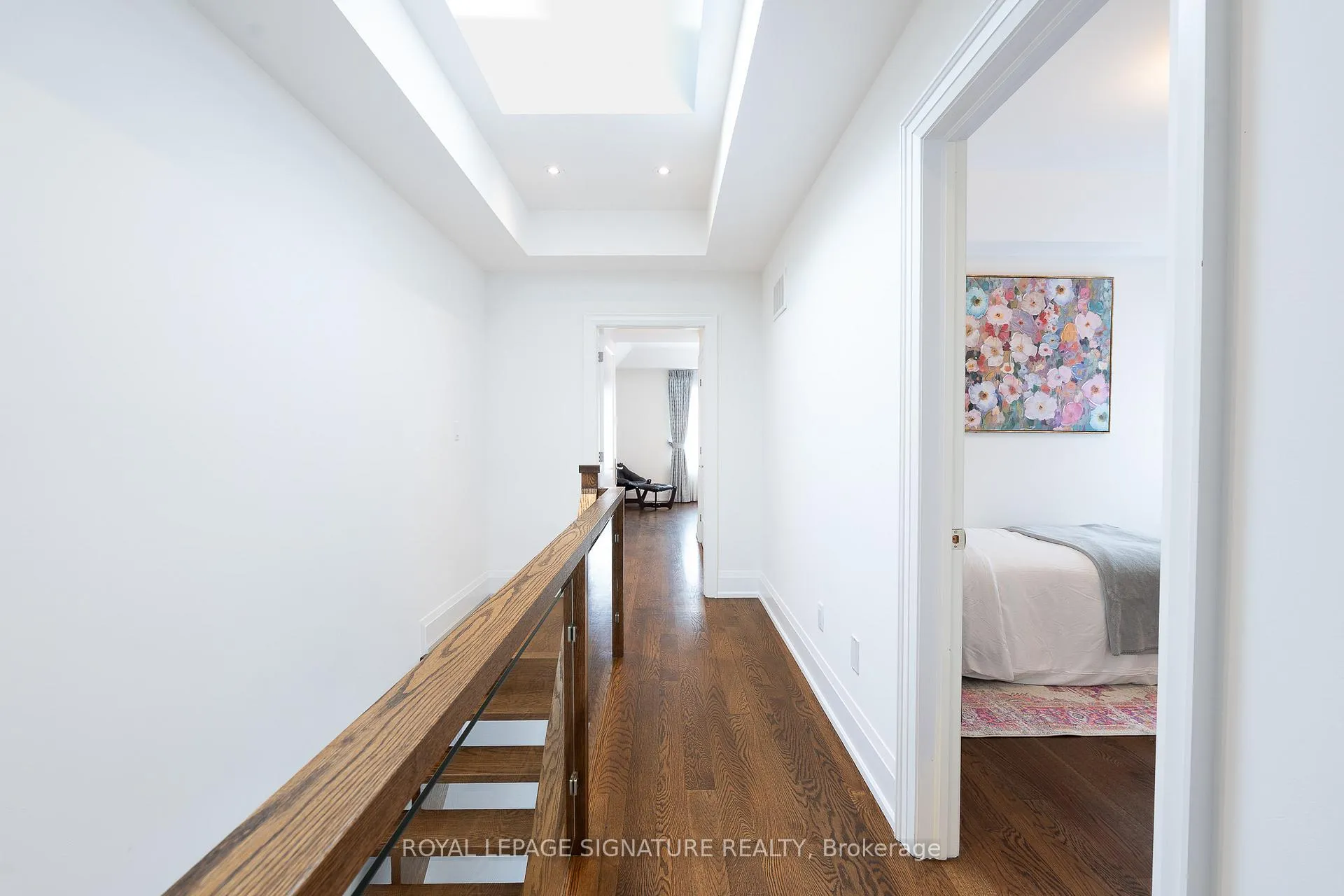 Photo 16 of 119B Hillside Avenue, Etobicoke, Mimico — HOMEH