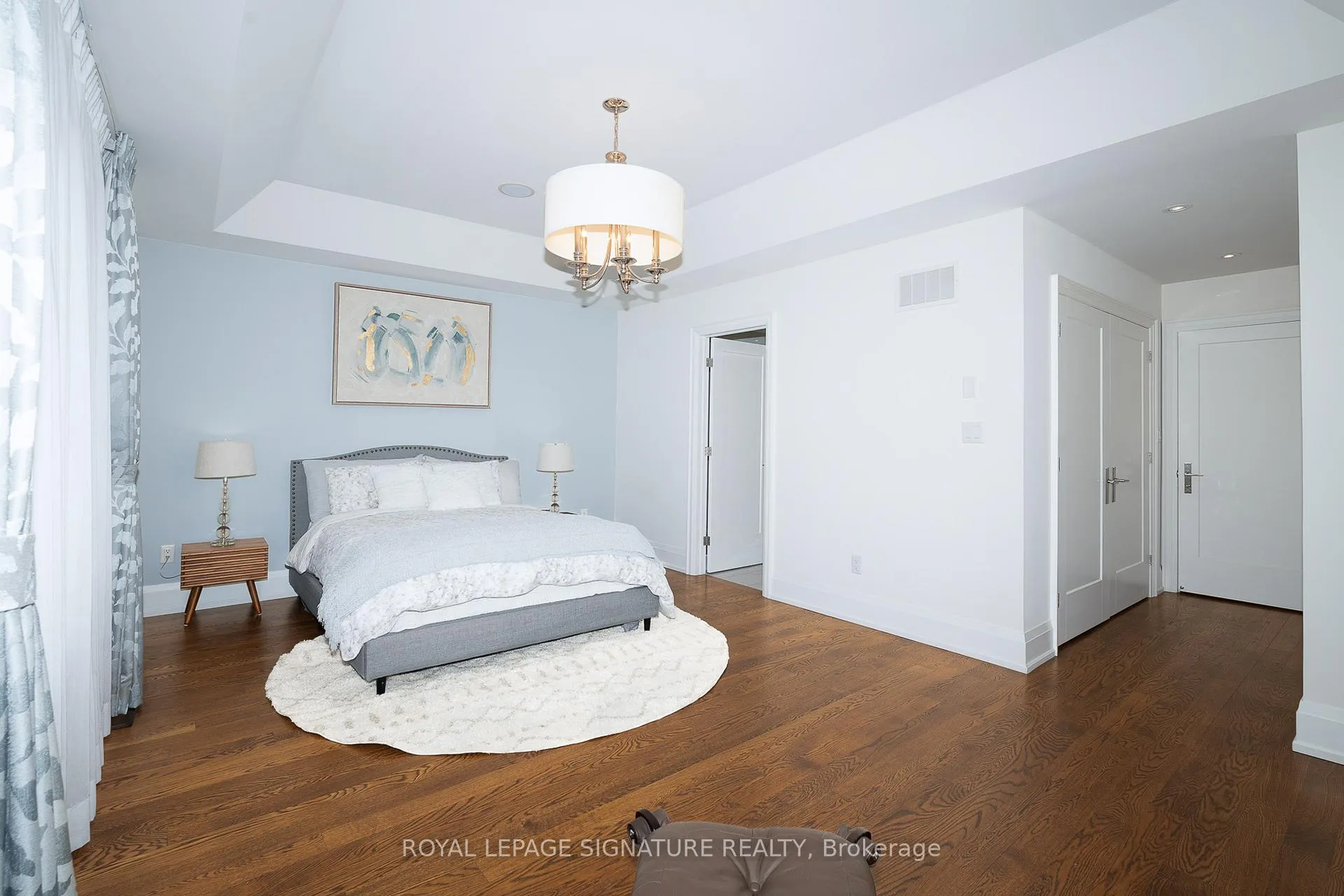 Photo 18 of 119B Hillside Avenue, Etobicoke, Mimico — HOMEH