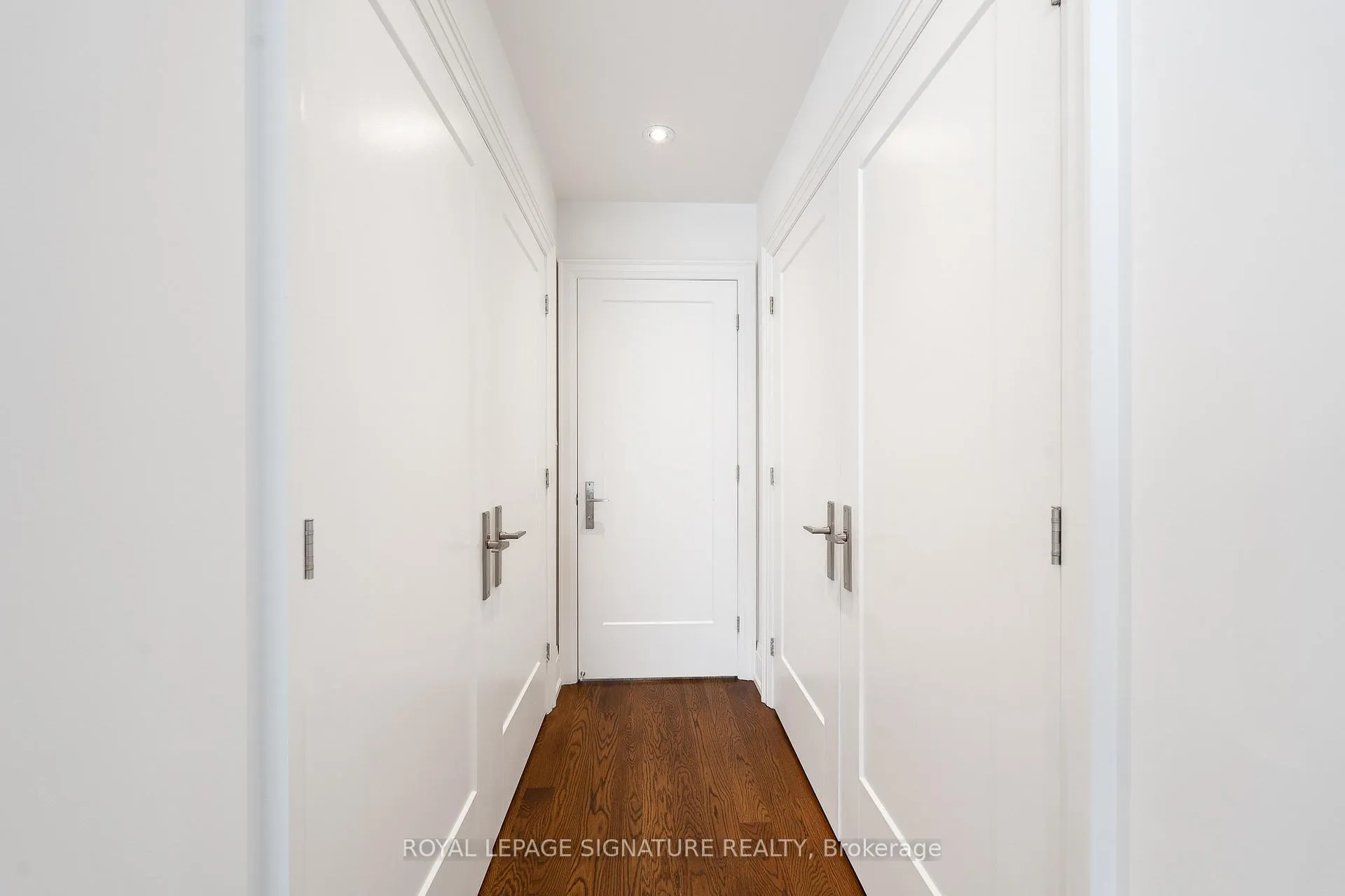 Photo 24 of 119B Hillside Avenue, Etobicoke, Mimico — HOMEH