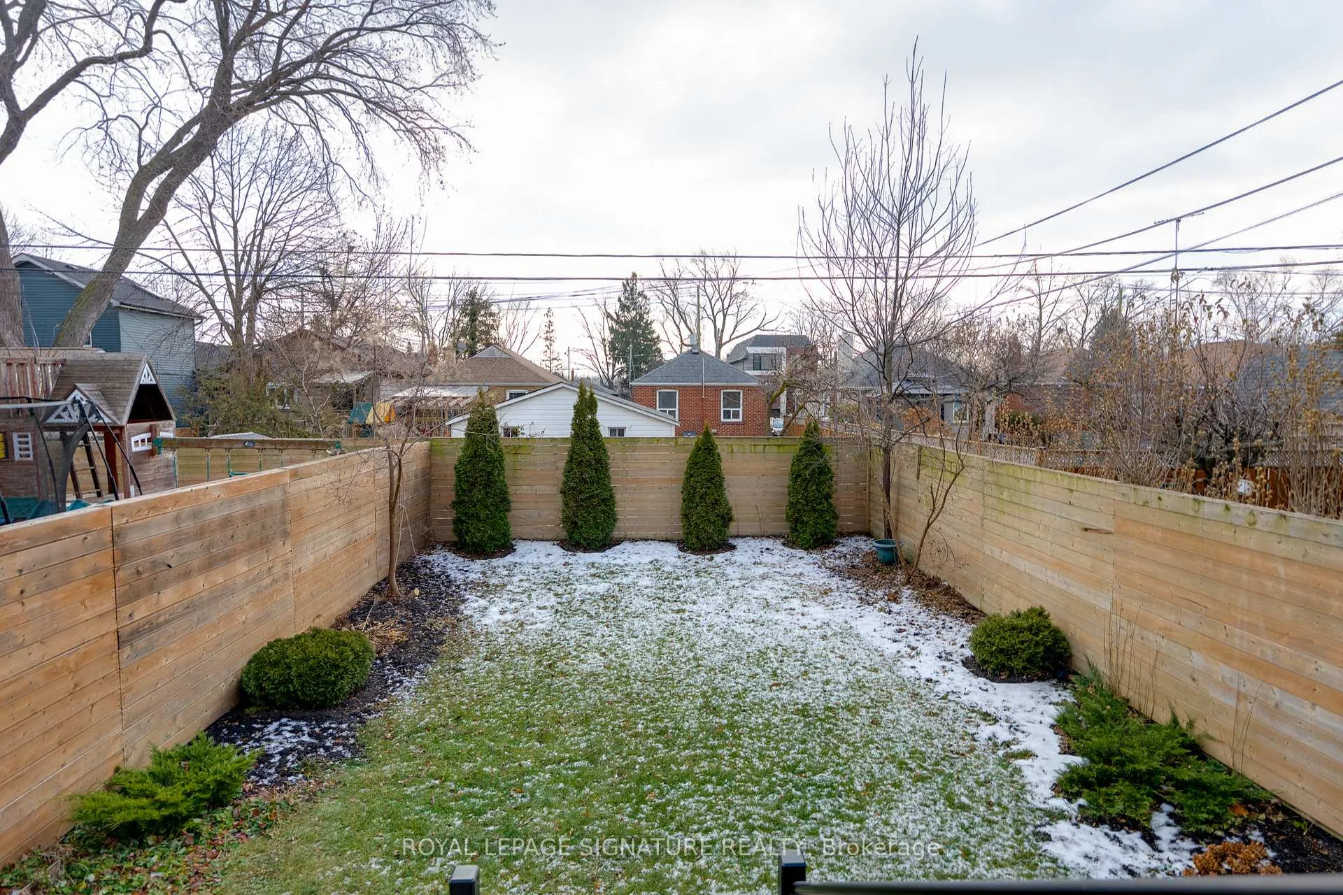 Photo 40 of 119B Hillside Avenue, Etobicoke, Mimico — HOMEH