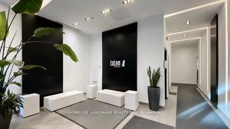 Photo 9 of Unit 607, 17 Dundonald Street, Toronto, Church-Yonge Corridor — HOMEH
